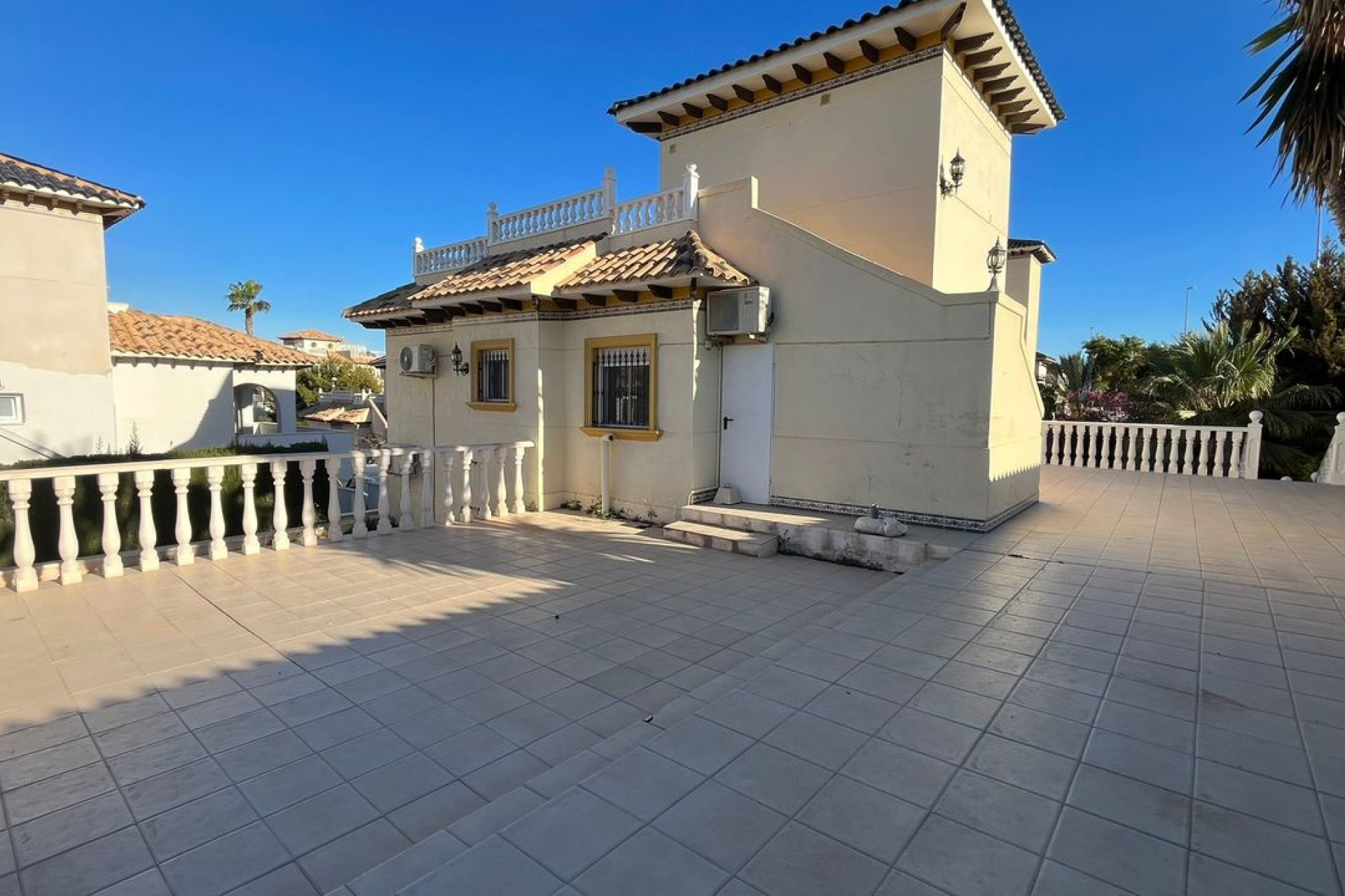 Herverkoop - Villa - La Zenia - Orihuela Costa