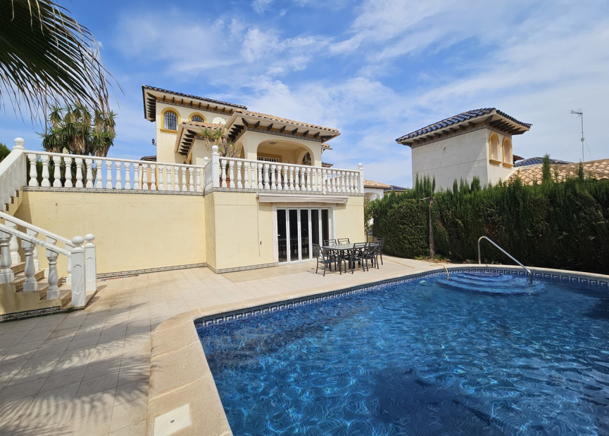 Herverkoop - Villa - La Zenia - Orihuela Costa