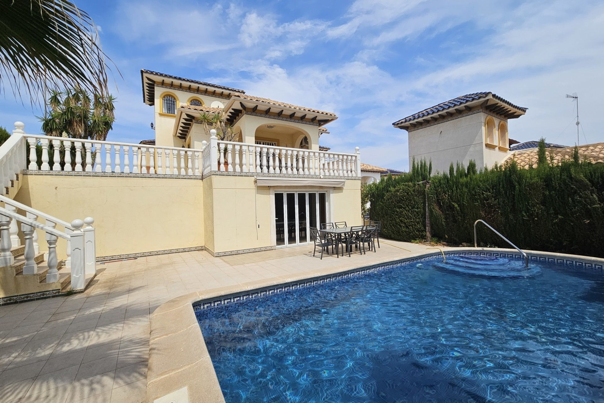 Herverkoop - Villa - La Zenia - Orihuela Costa