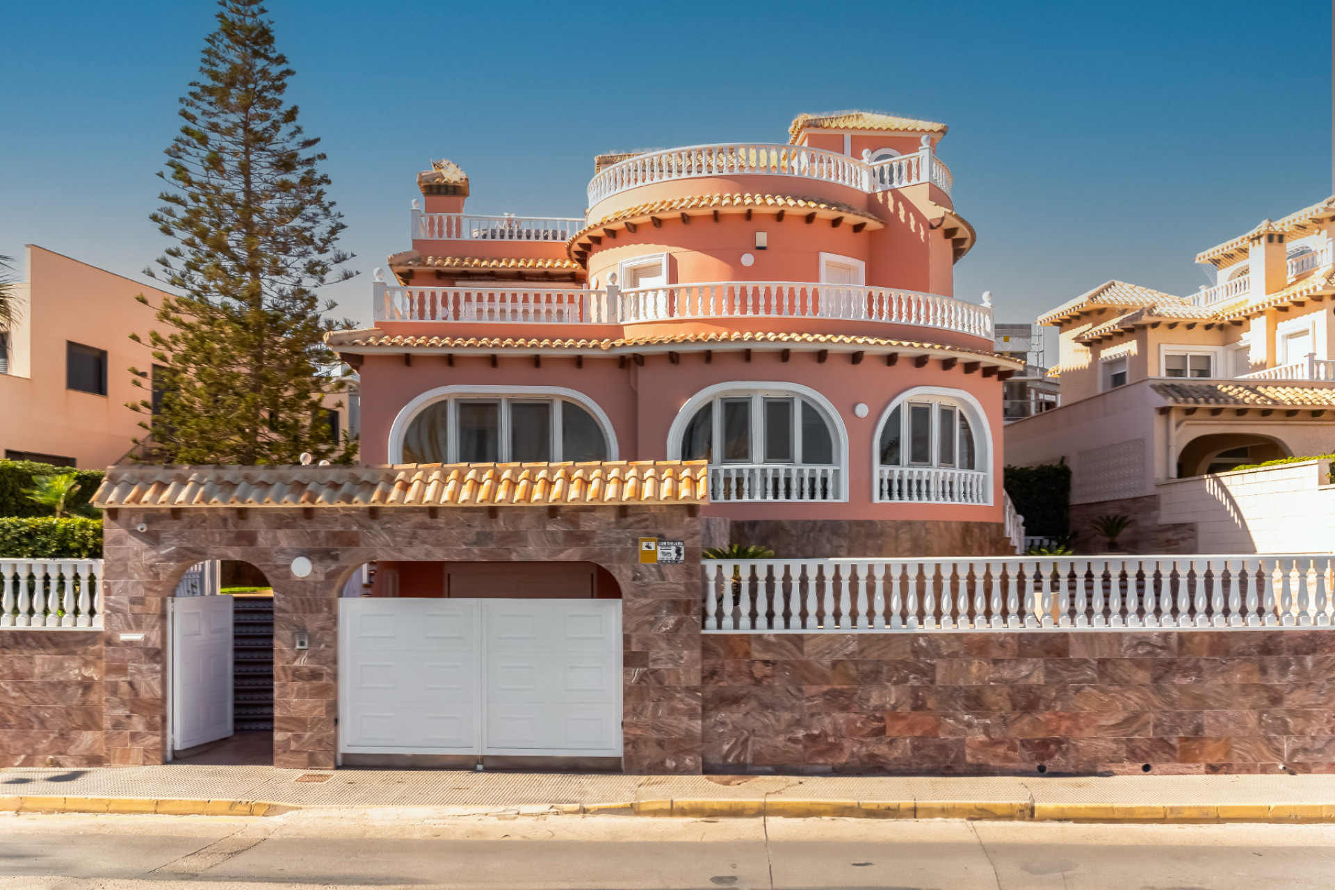 Herverkoop - Villa - La Zenia - Orihuela Costa