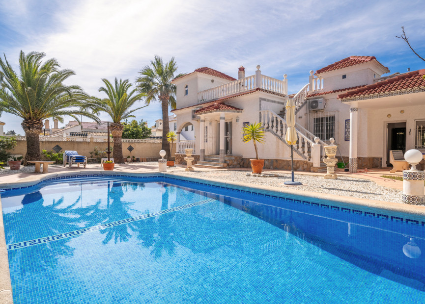 Herverkoop - Villa - La Zenia - Orihuela Costa