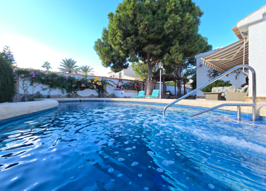 Herverkoop - Villa * - Orihuela Costa - Costa Blanca Zuid