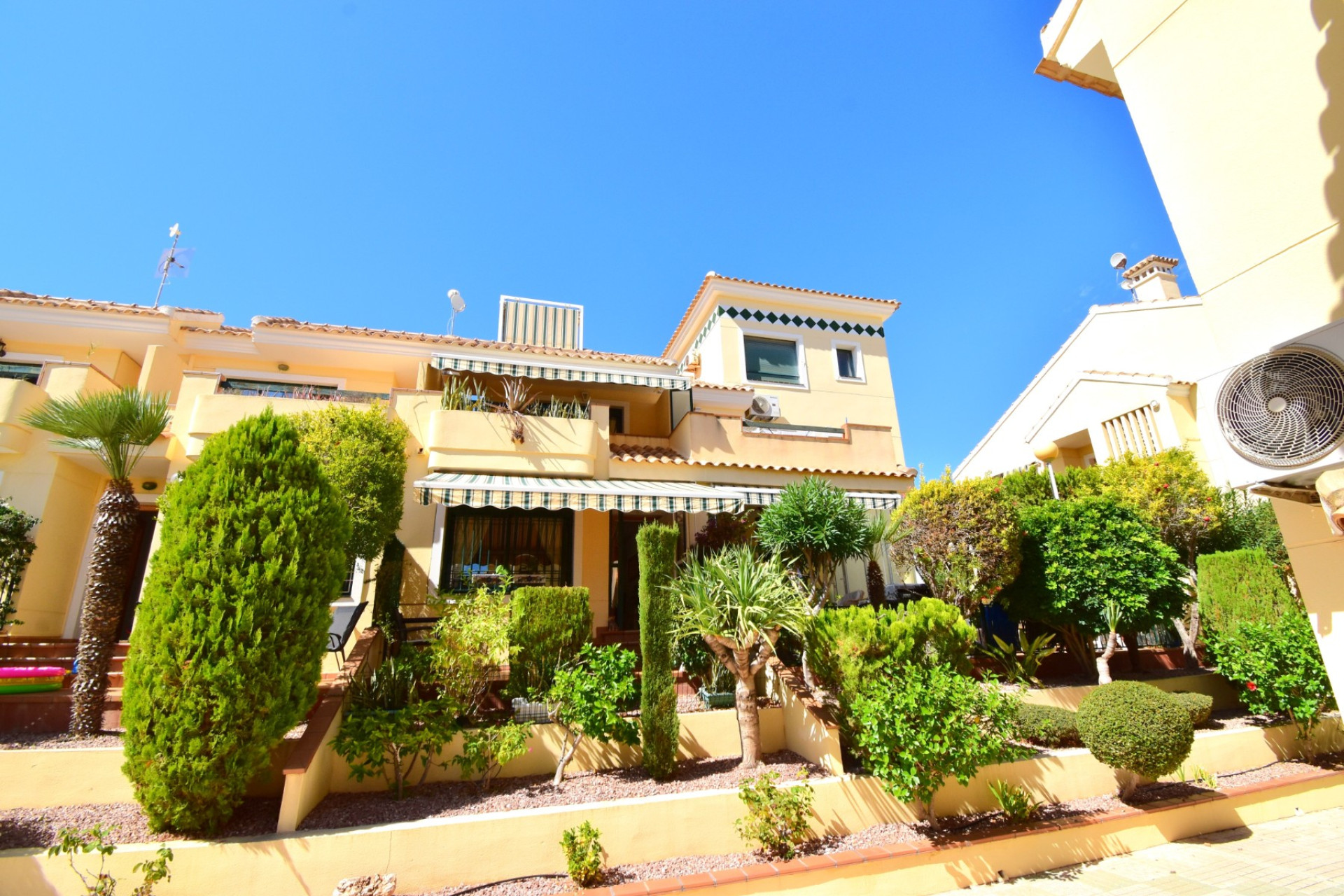 Herverkoop - Villa - Orihuela Costa - Lomas de Campoamor