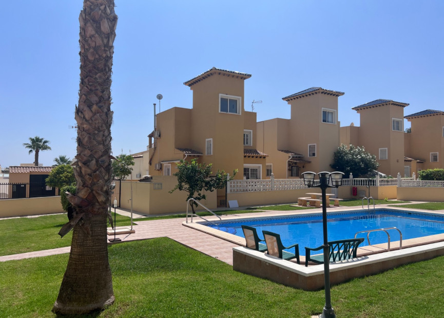 Herverkoop - Villa - Orihuela - Orihuela Costa