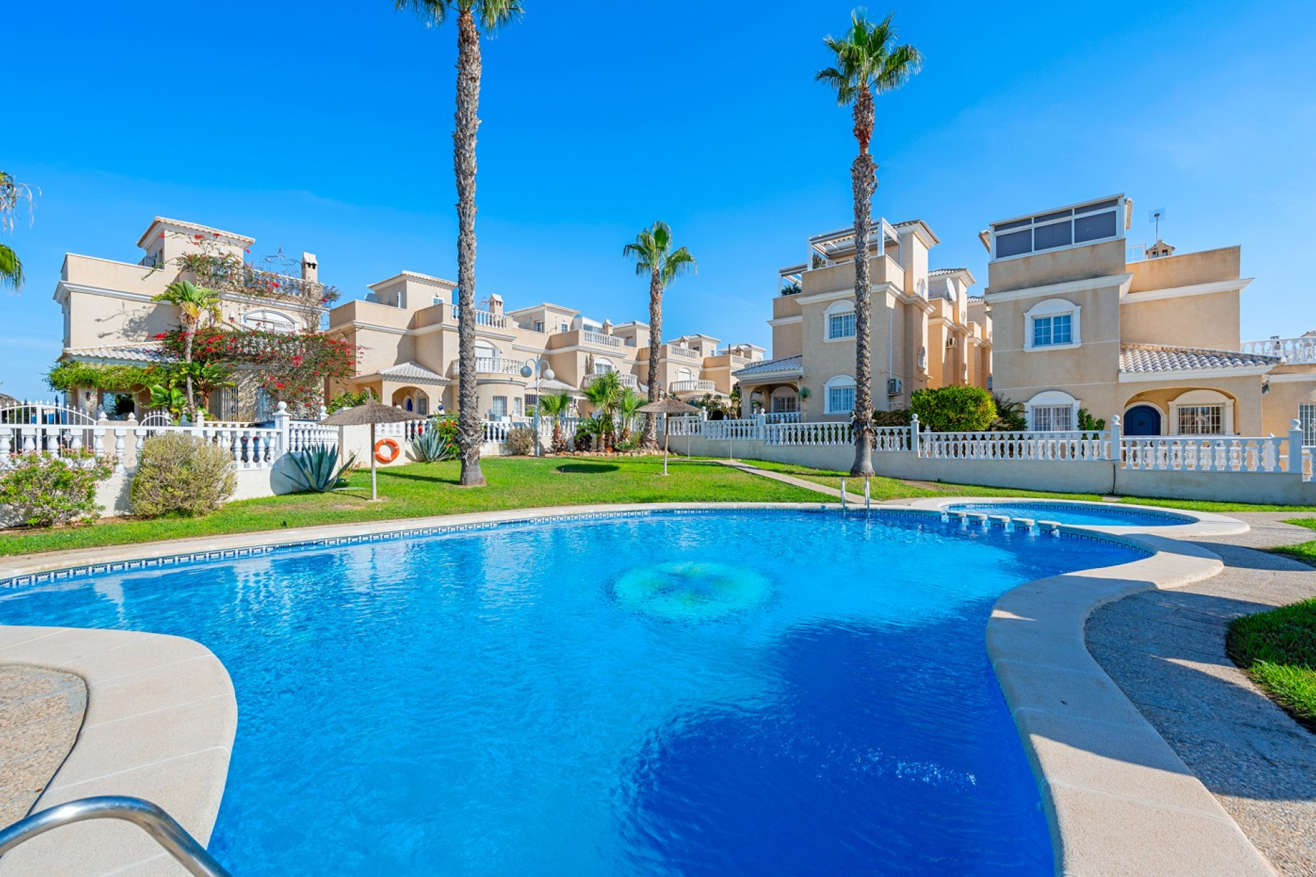 Herverkoop - Villa - Orihuela - Orihuela Costa