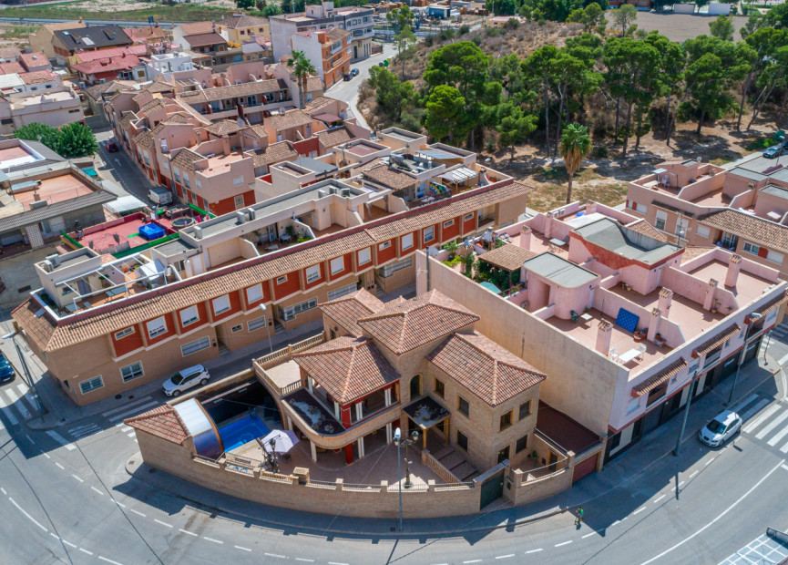 Herverkoop - Villa - Orihuela