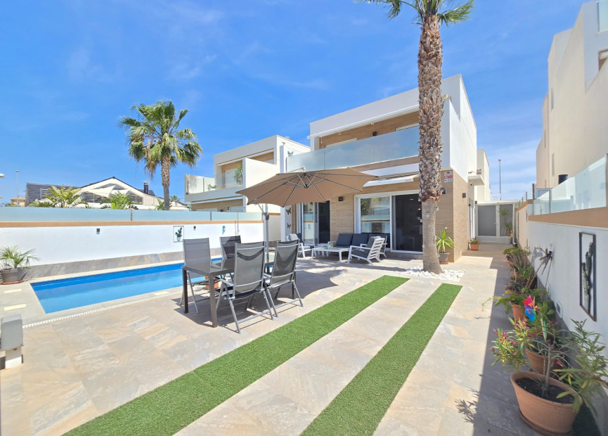 Herverkoop - Villa * - Pilar de la Horadada - Costa Blanca Zuid
