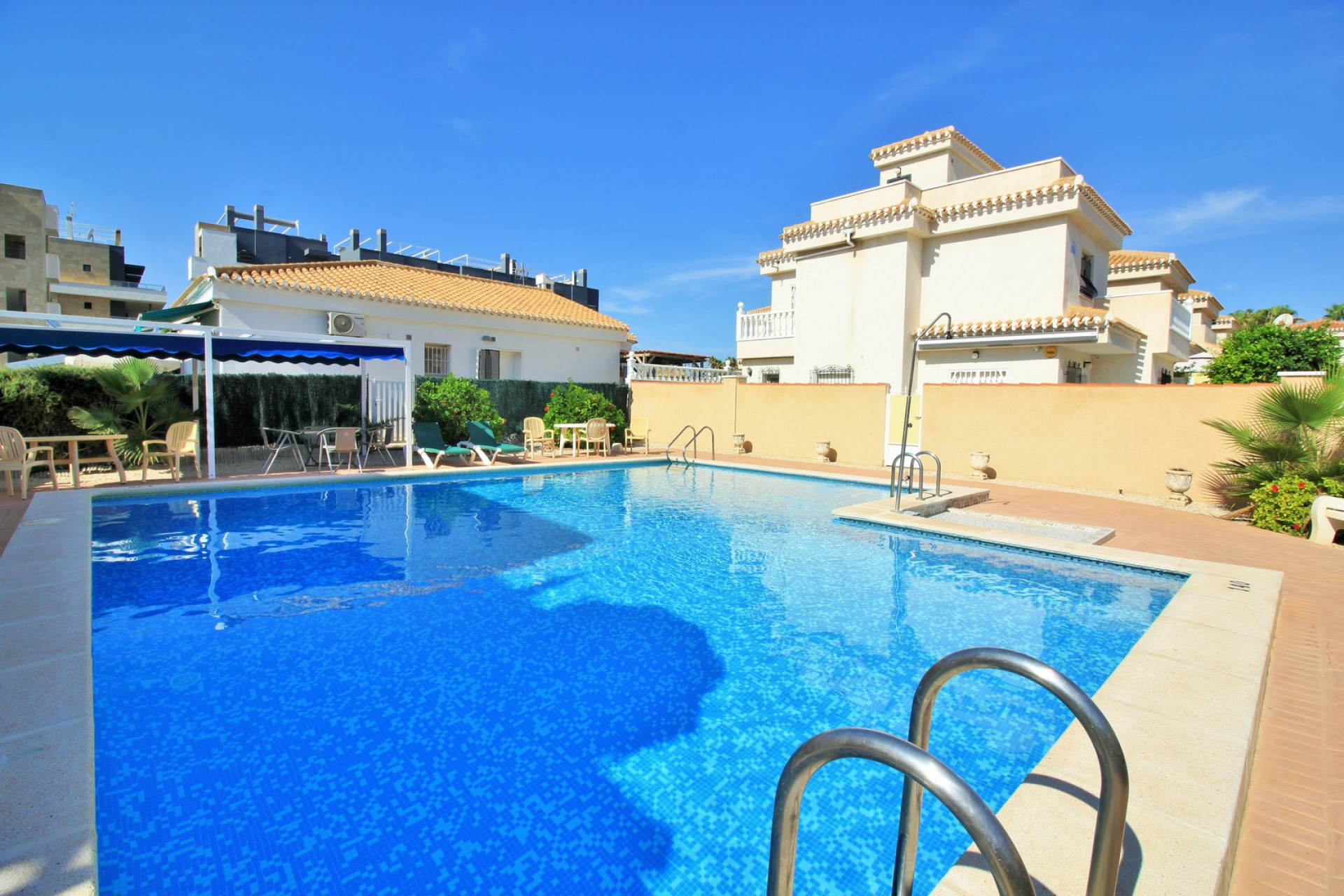 Herverkoop - Villa - Playa Flamenca - Orihuela Costa