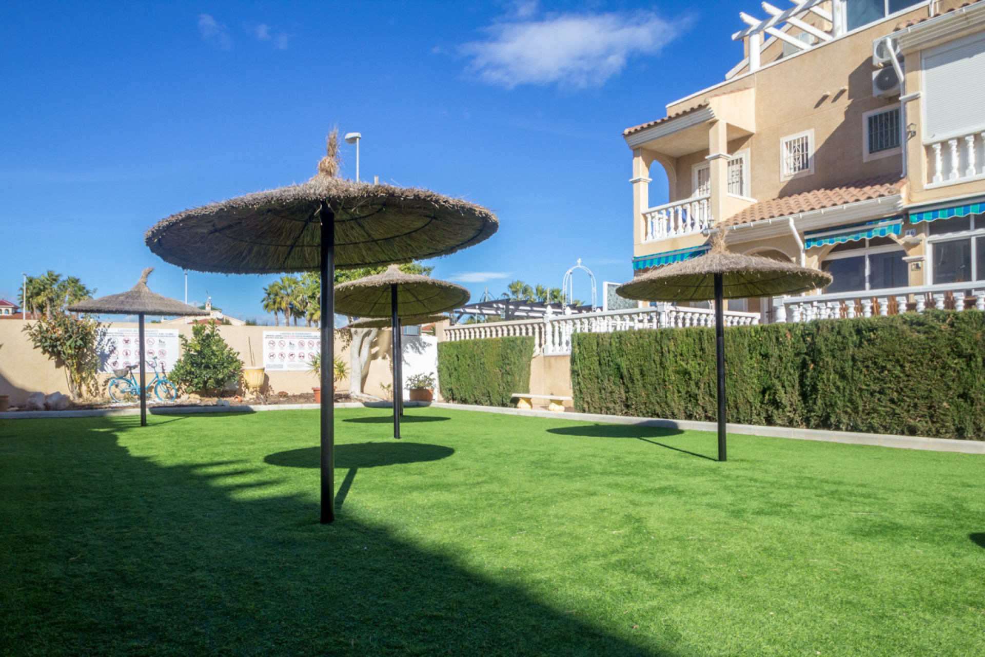 Herverkoop - Villa - Playa Flamenca - Orihuela Costa