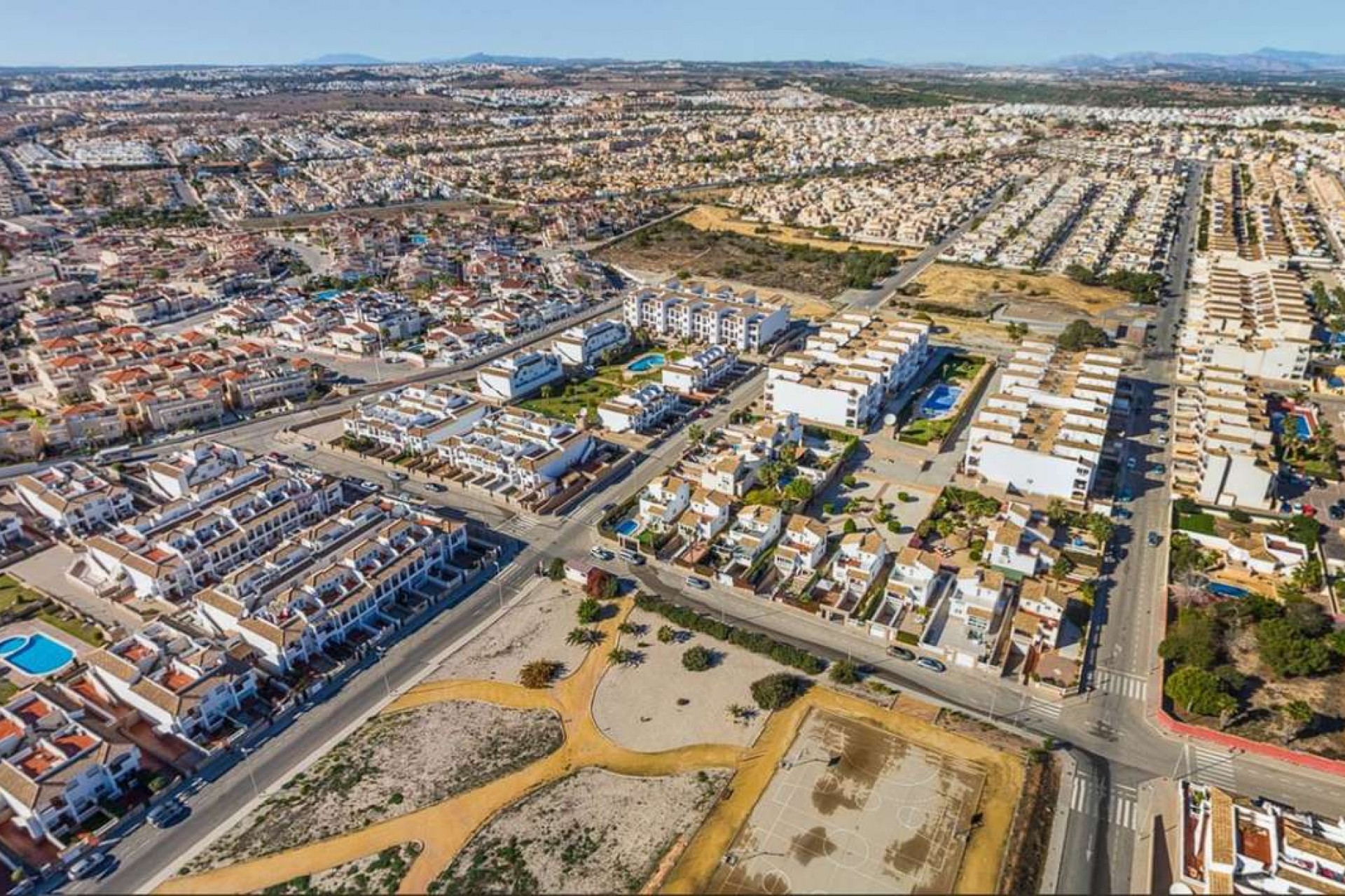 Herverkoop - Villa - Punta Prima - Orihuela Costa