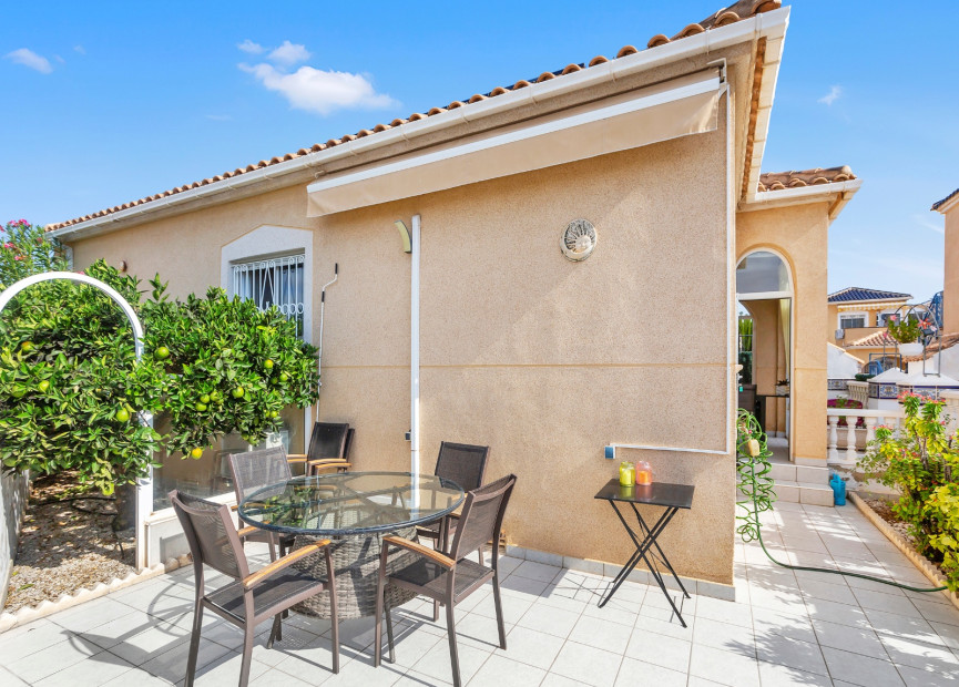 Herverkoop - Villa - Torrevieja - Orihuela Costa