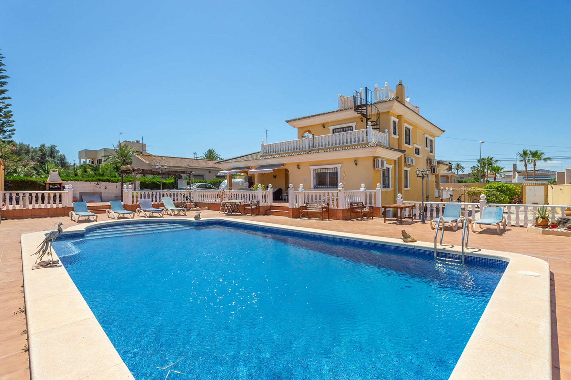 Herverkoop - Villa - Torrevieja - Orihuela Costa