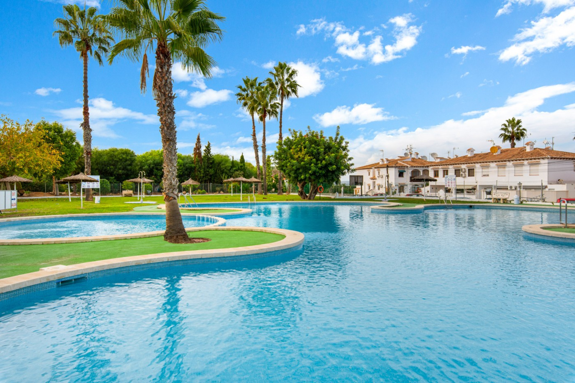 Herverkoop - Villa - Torrevieja - Orihuela Costa