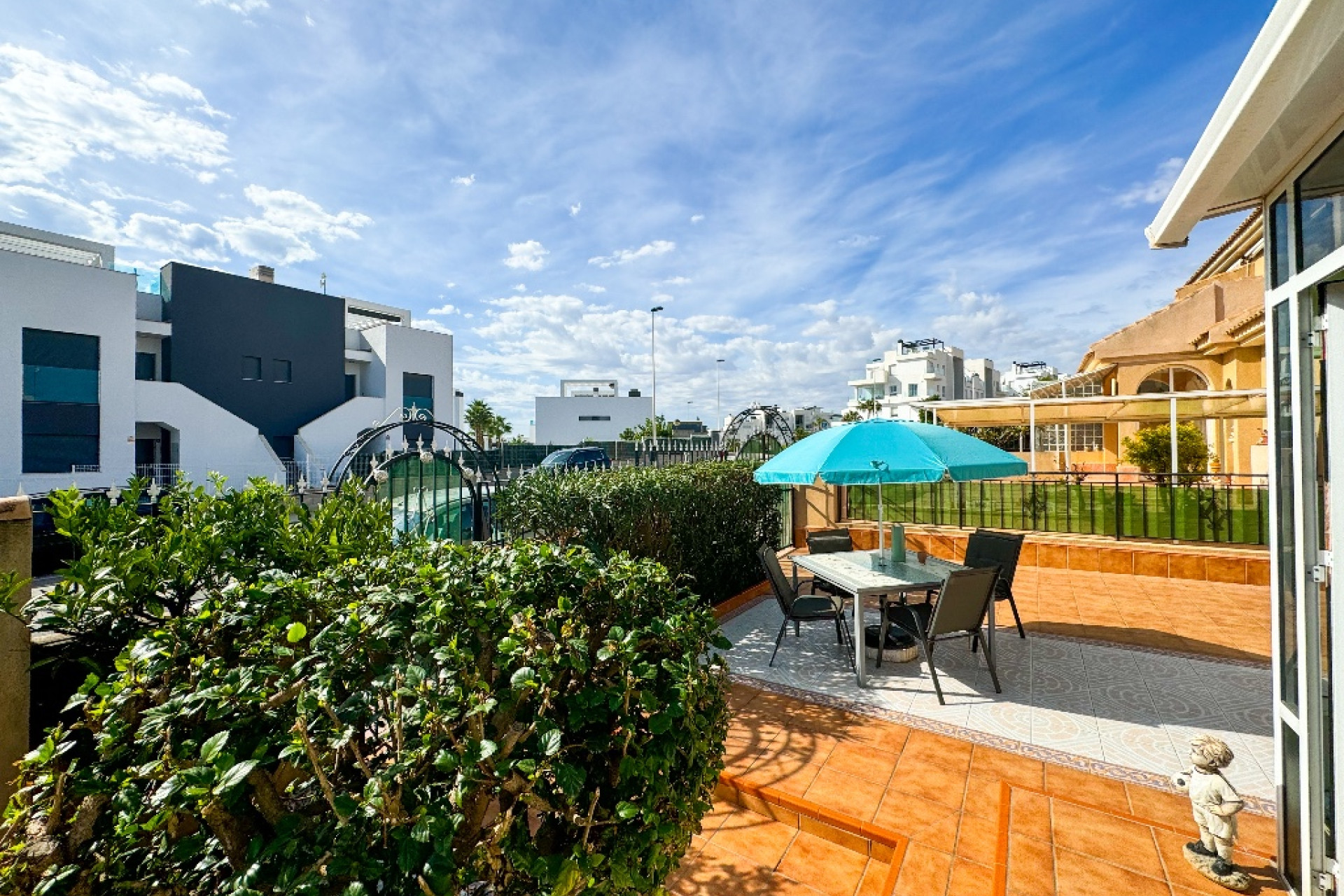 Herverkoop - Villa - Torrevieja - Orihuela Costa