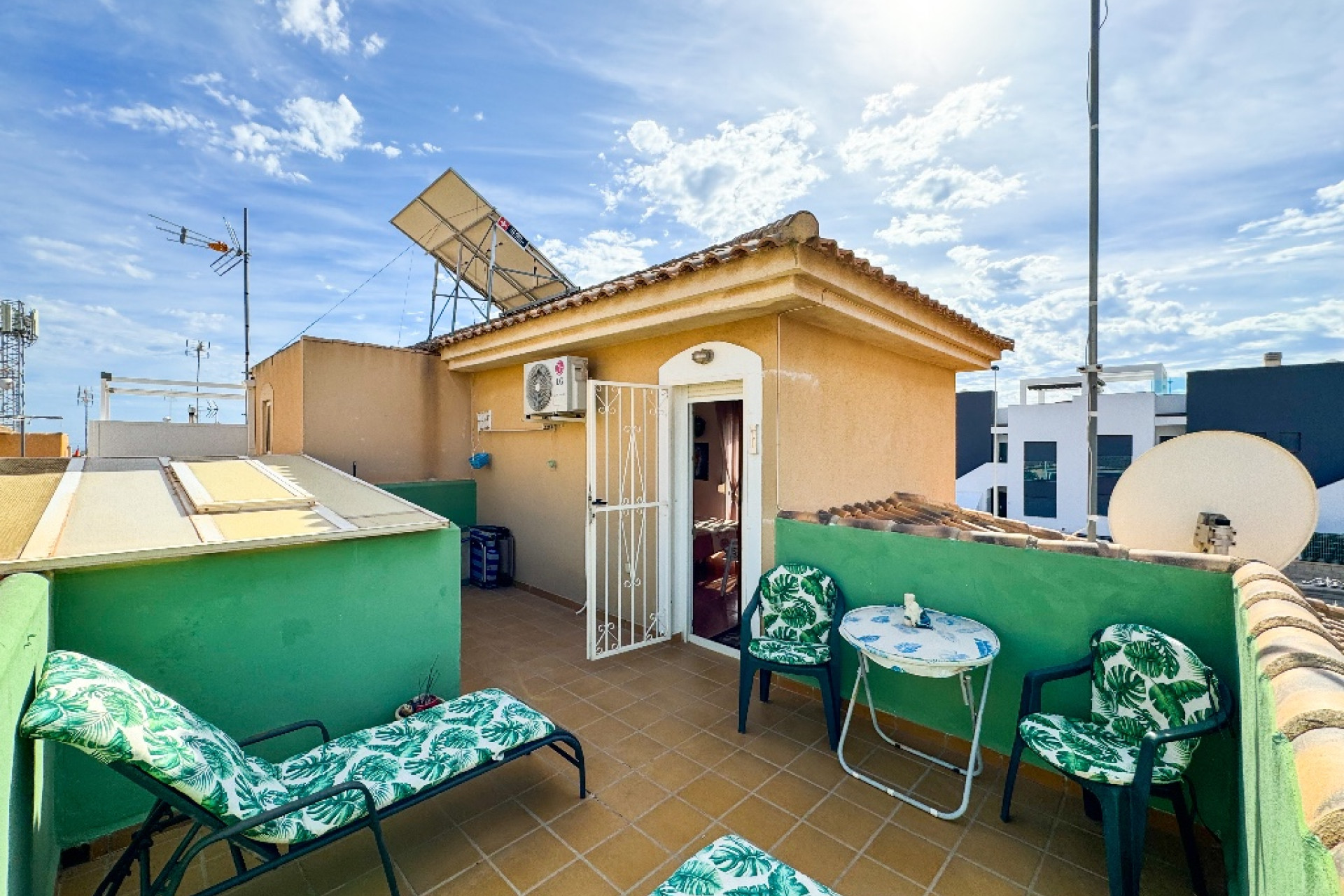 Herverkoop - Villa - Torrevieja - Orihuela Costa