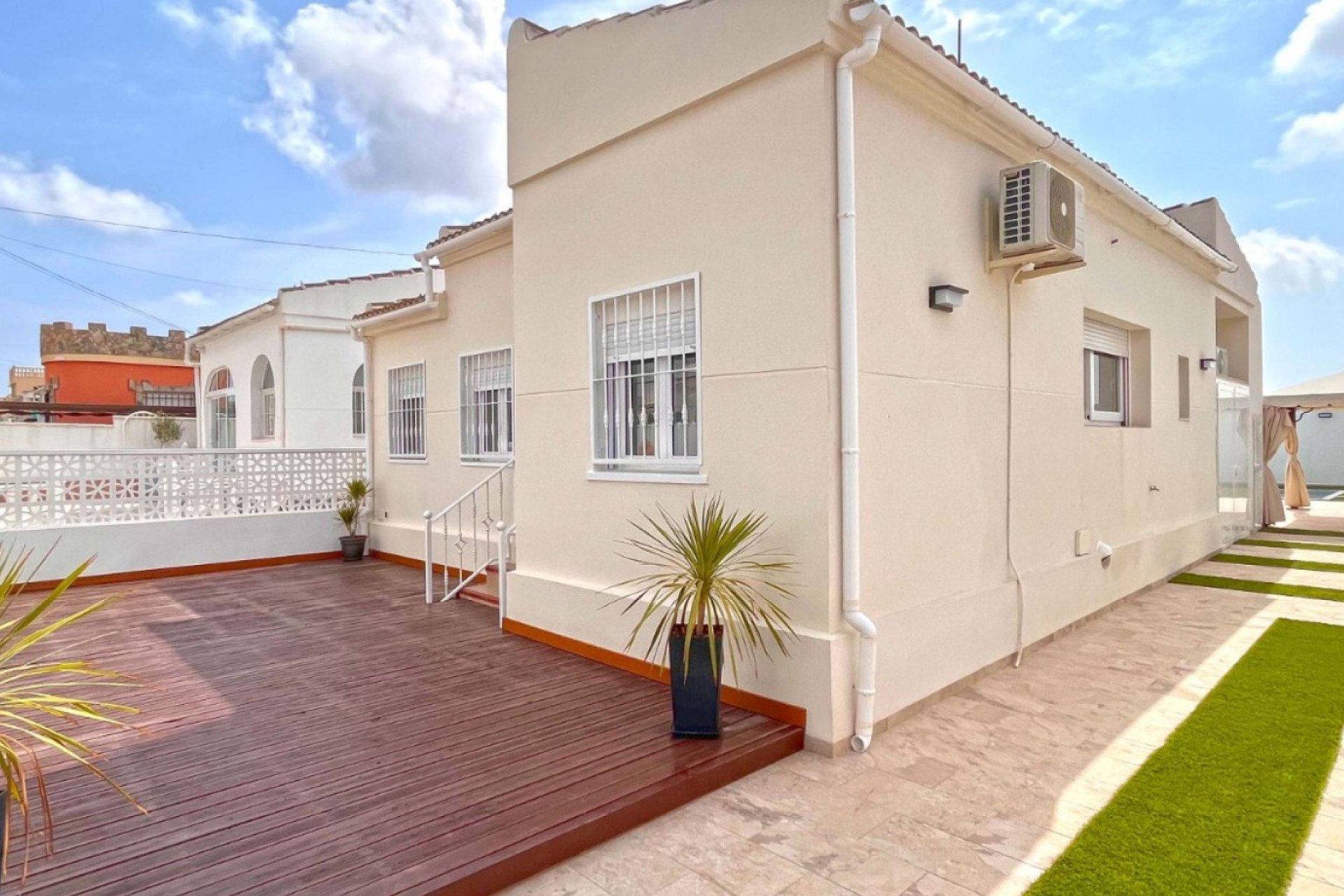 Herverkoop - Villa - Torrevieja