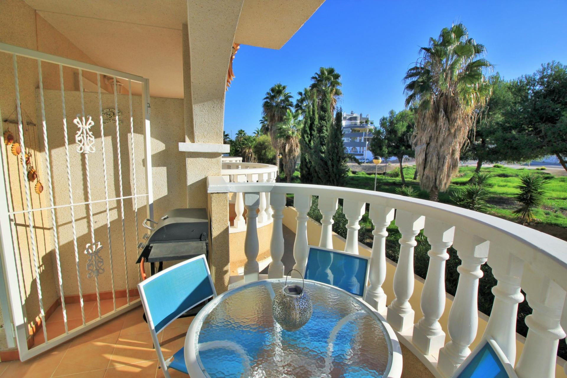 Herverkoop - Villa - Villamartin - Orihuela Costa