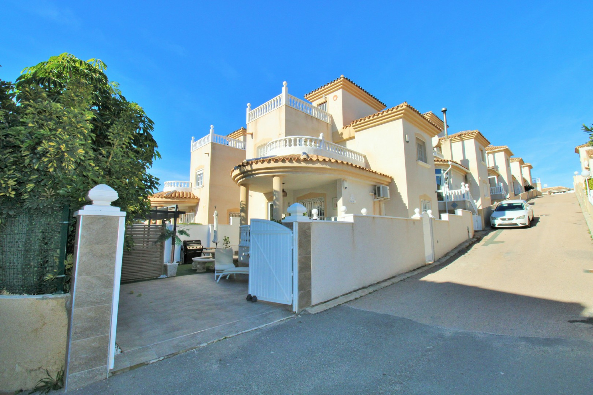 Herverkoop - Villa - Villamartin - Orihuela Costa