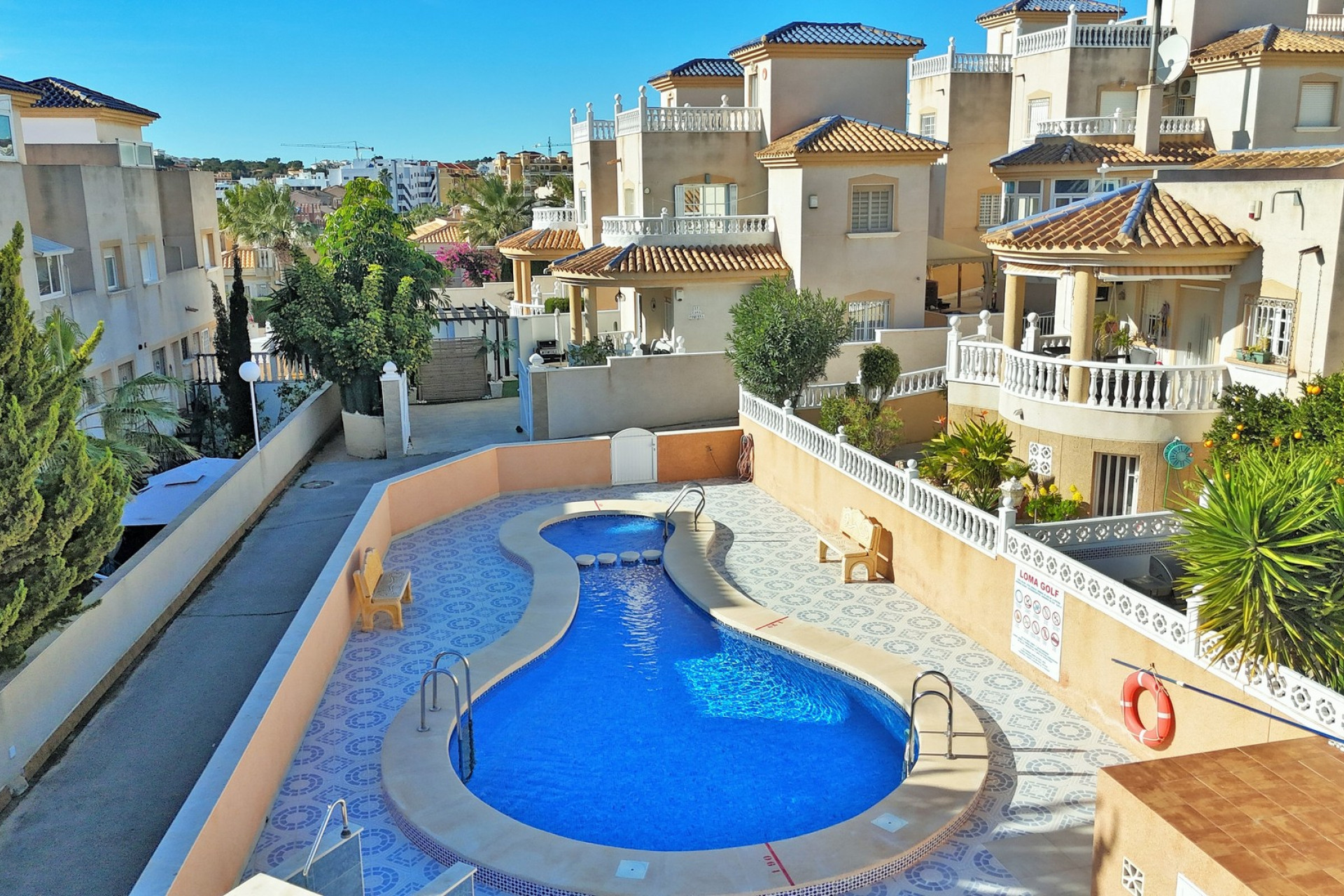 Herverkoop - Villa - Villamartin - Orihuela Costa