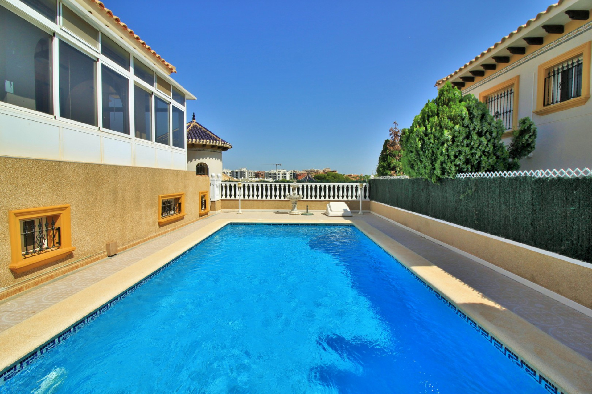 Herverkoop - Villa - Villamartin - Orihuela Costa