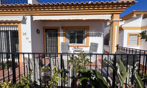 Independent villa - Herverkoop - Vistabella - Costa Blanca Zuid