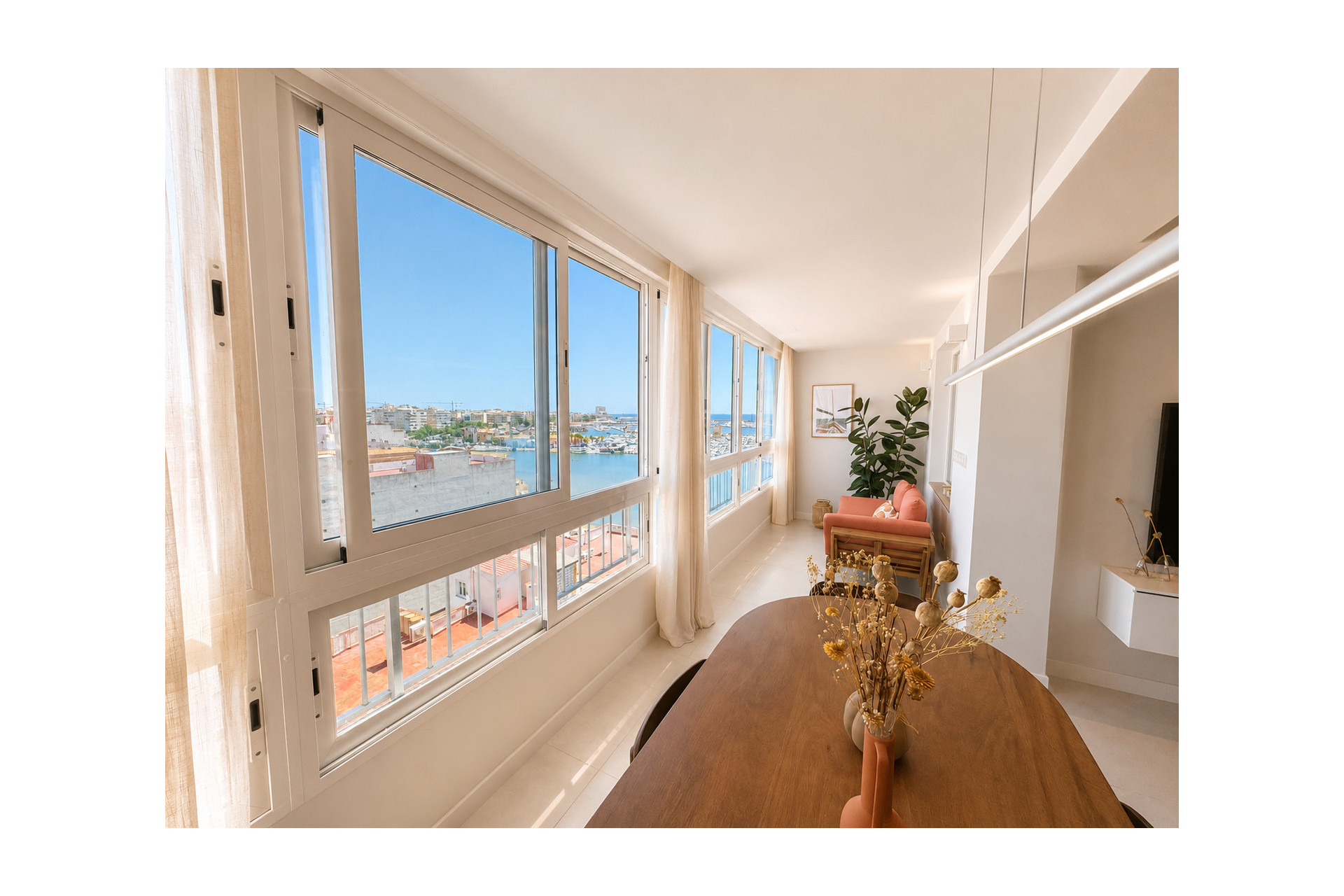 Lange termijn verhuur - 1. Appartement / flat - Torrevieja - Costa Blanca Zuid