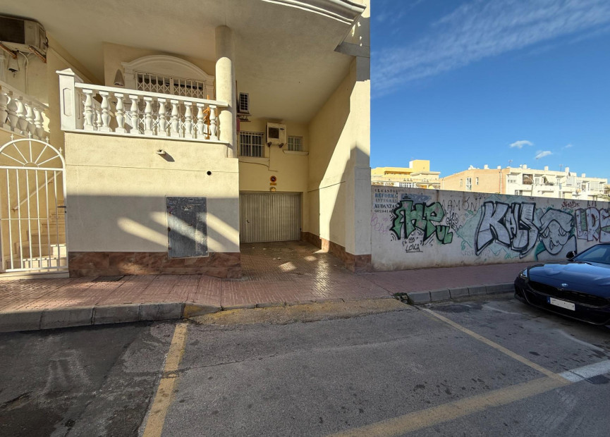 Lange termijn verhuur - Garage - Torrevieja - Costa Blanca Zuid