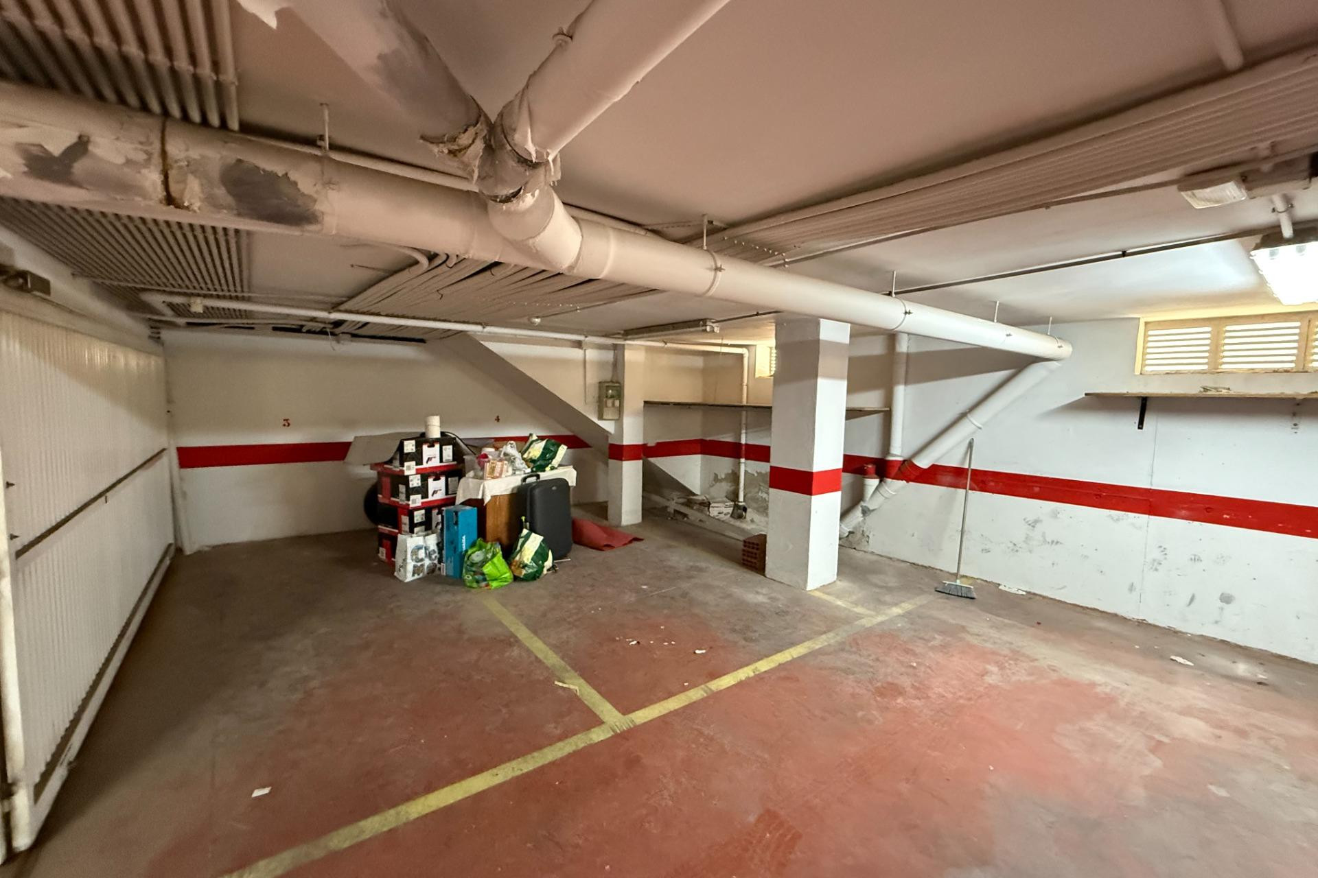 Long term rental - Garage - Torrevieja - Costa Blanca South