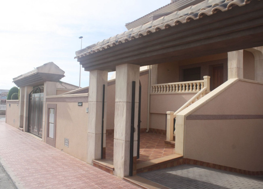 New build - 2. Town house - Torrevieja - Costa Blanca South