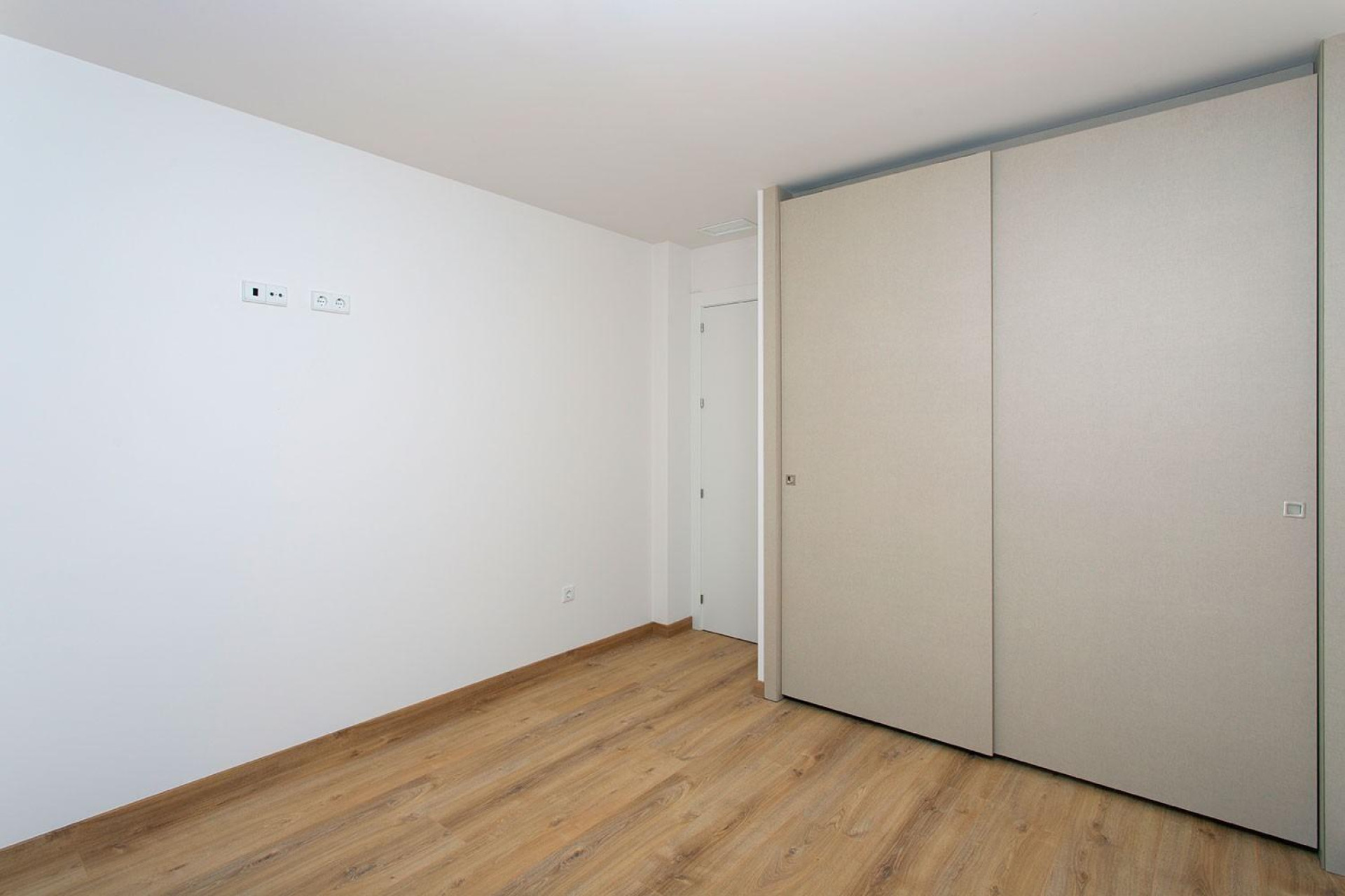 Obra nueva - 1. Apartamento / piso - Hondón de las Nieves - Costa Blanca Sur