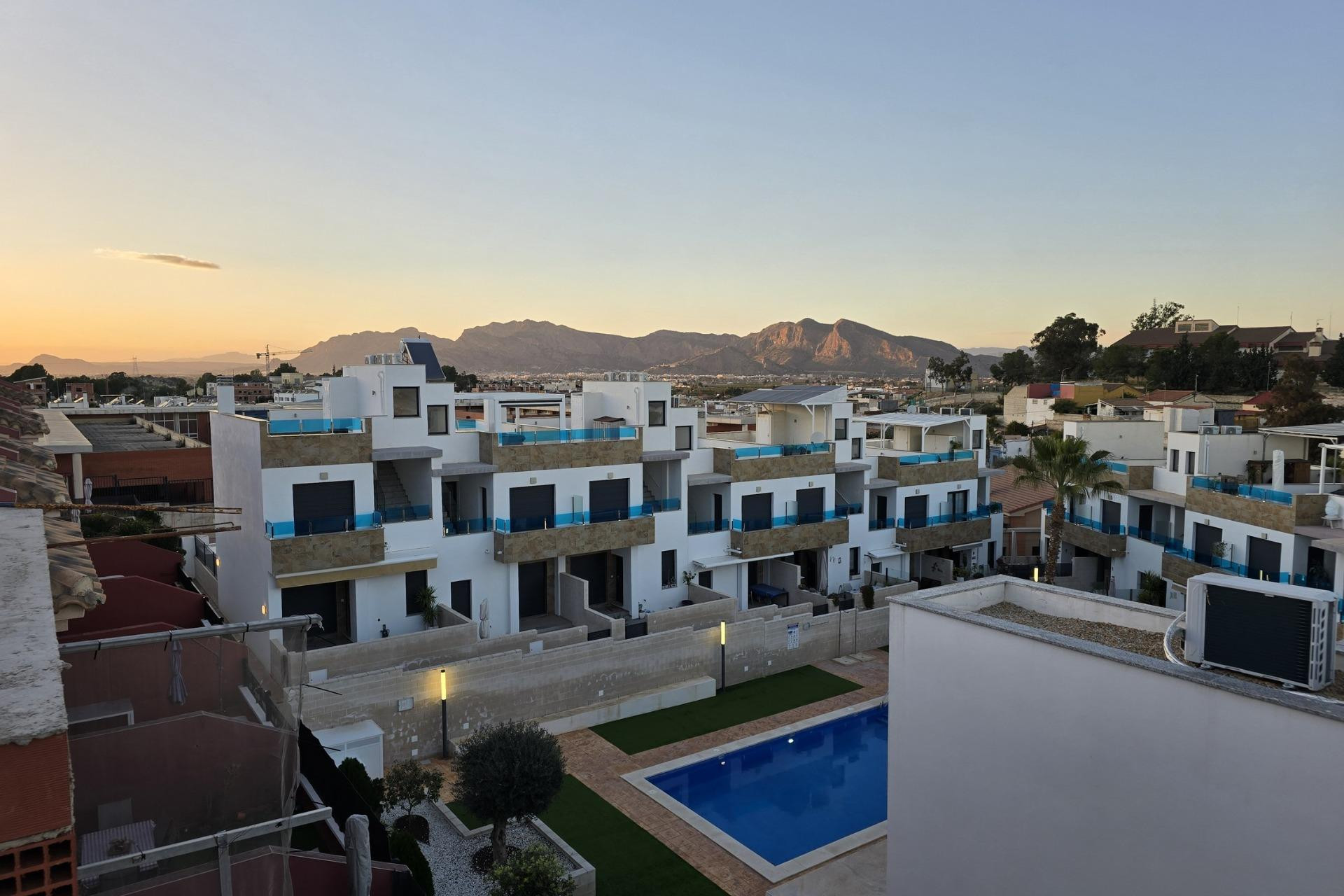 Obra nueva - 2. Chalet adosado - Bigastro - Costa Blanca Sur