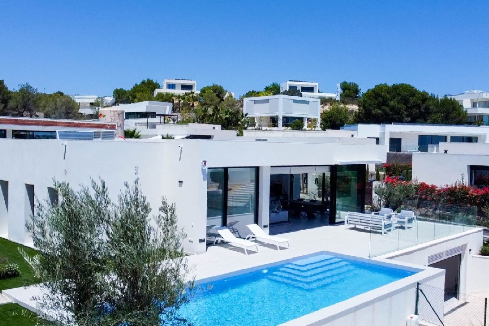 Obra nueva - 3. Casa pareada - Las Colinas Golf and Country Club - Costa Blanca Sur