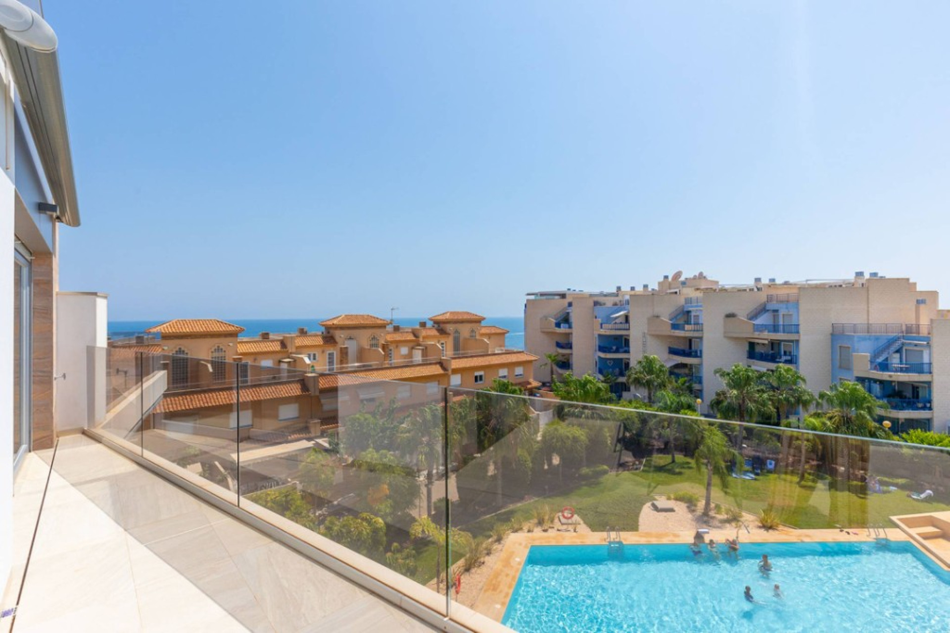 Resale - 1. Apartment / flat - Cabo Roig - Costa Blanca South