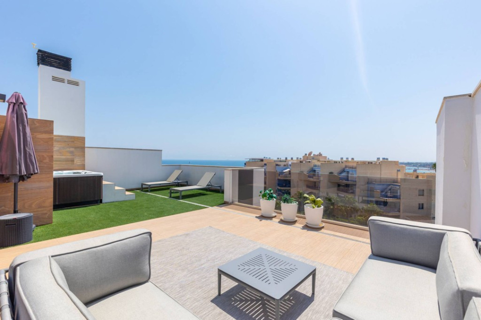 Resale - 1. Apartment / flat - Cabo Roig - Costa Blanca South