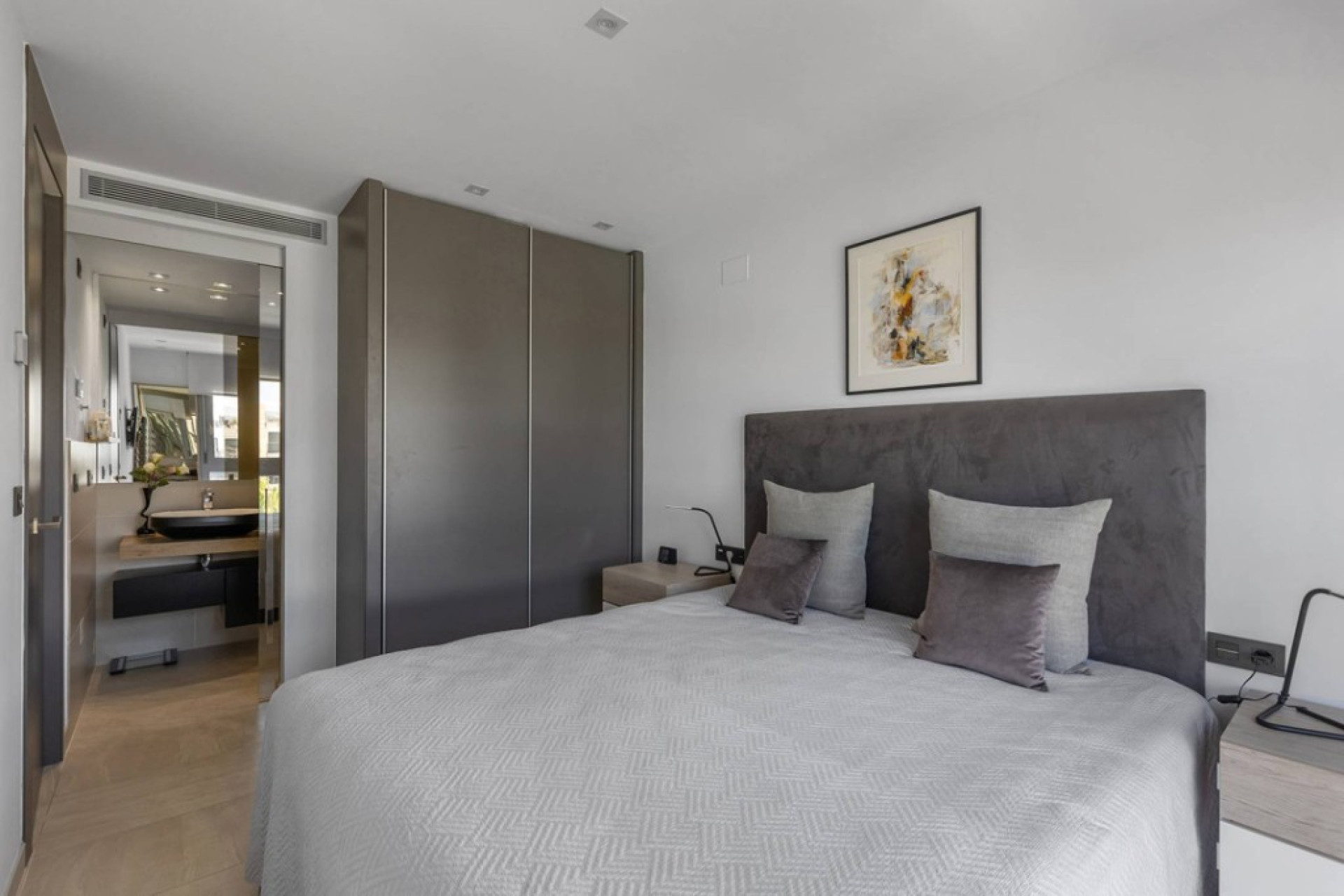 Resale - 1. Apartment / flat - Cabo Roig - Costa Blanca South