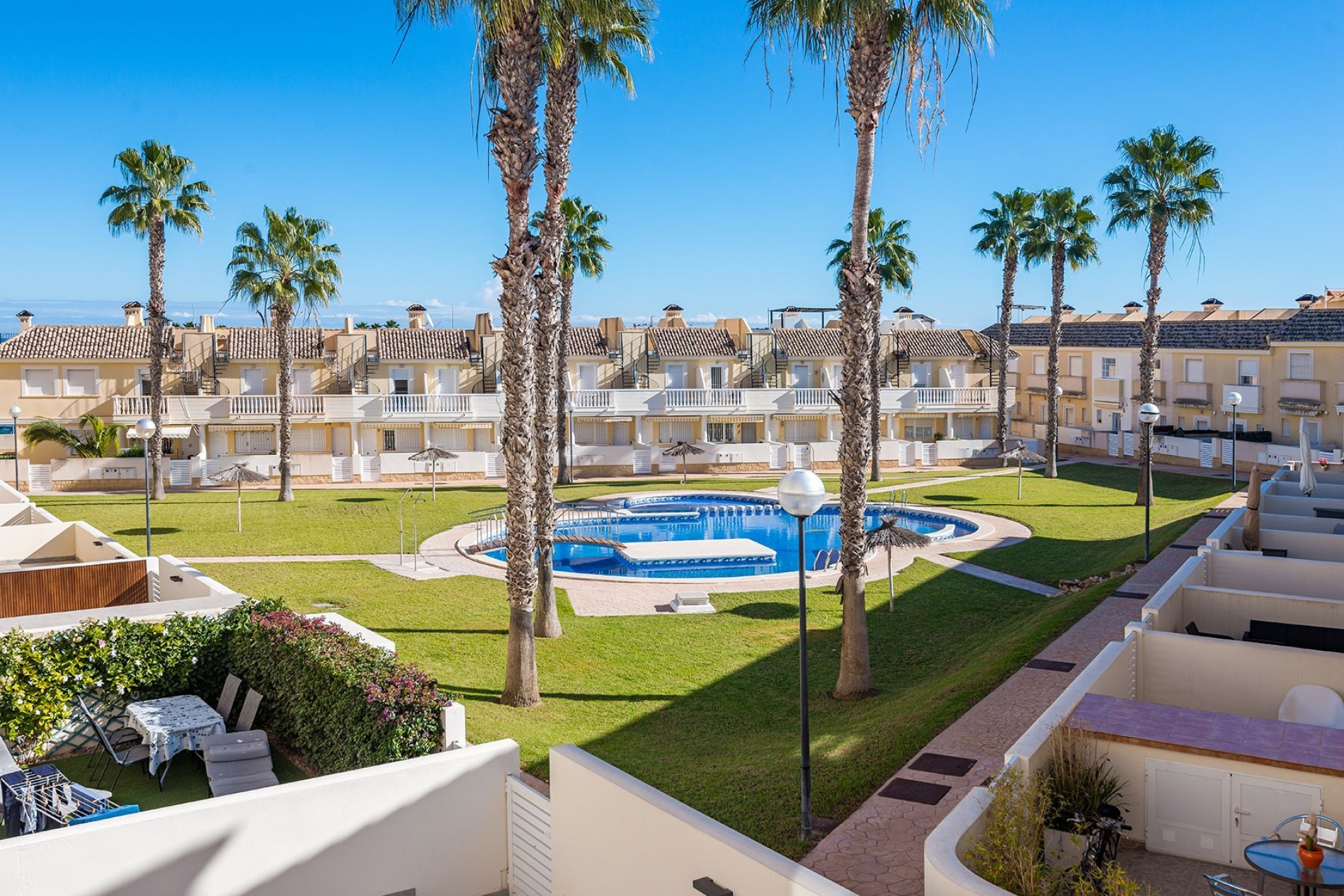 Resale - 1. Apartment / flat - Cabo Roig - Costa Blanca South