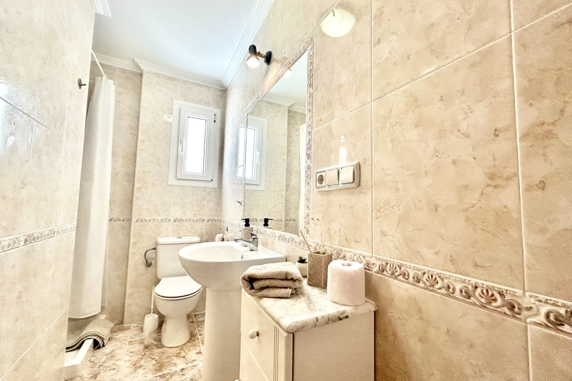 Resale - 1. Apartment / flat - Cabo Roig - Costa Blanca South