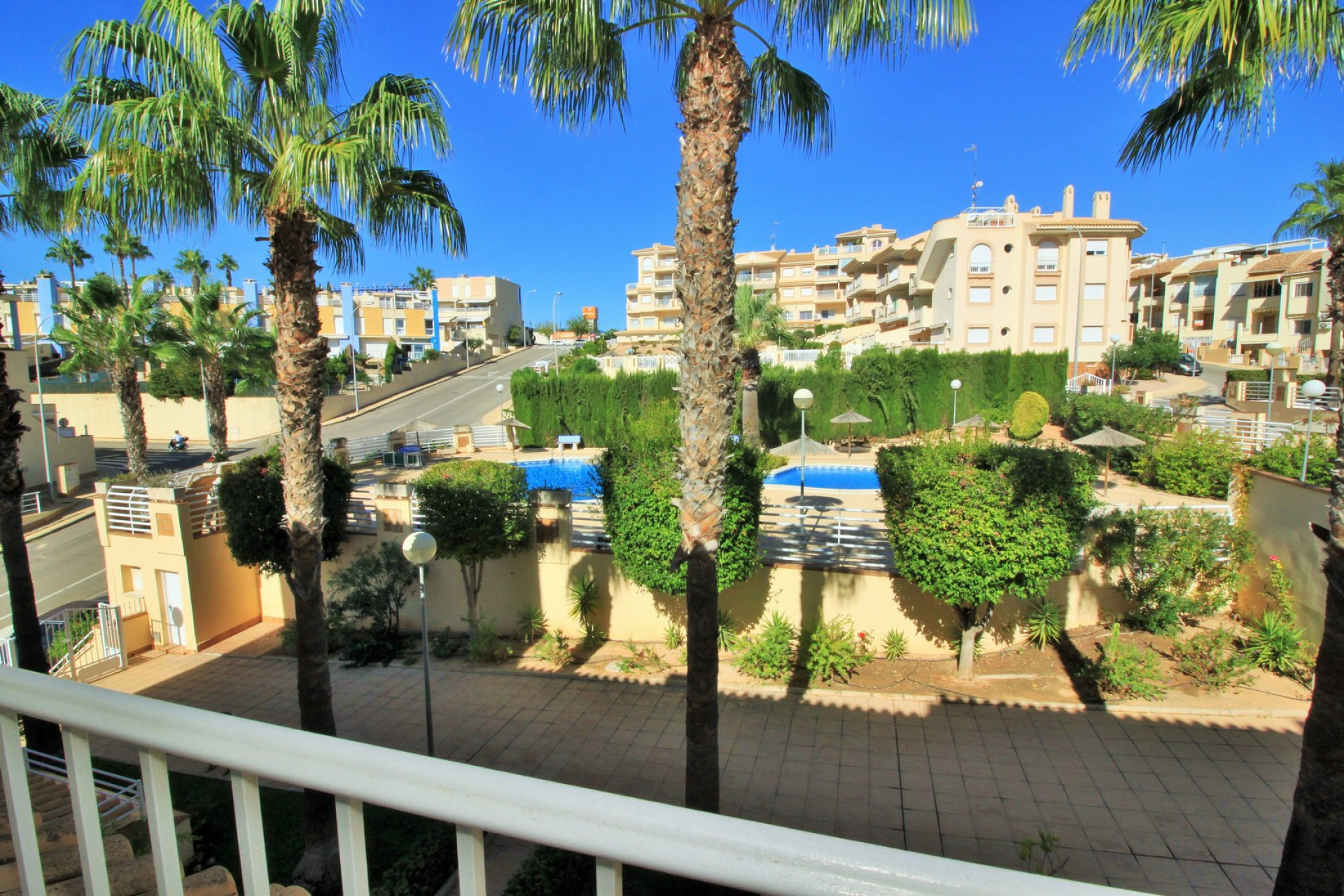 Resale - 1. Apartment / flat - Cabo Roig - Costa Blanca South