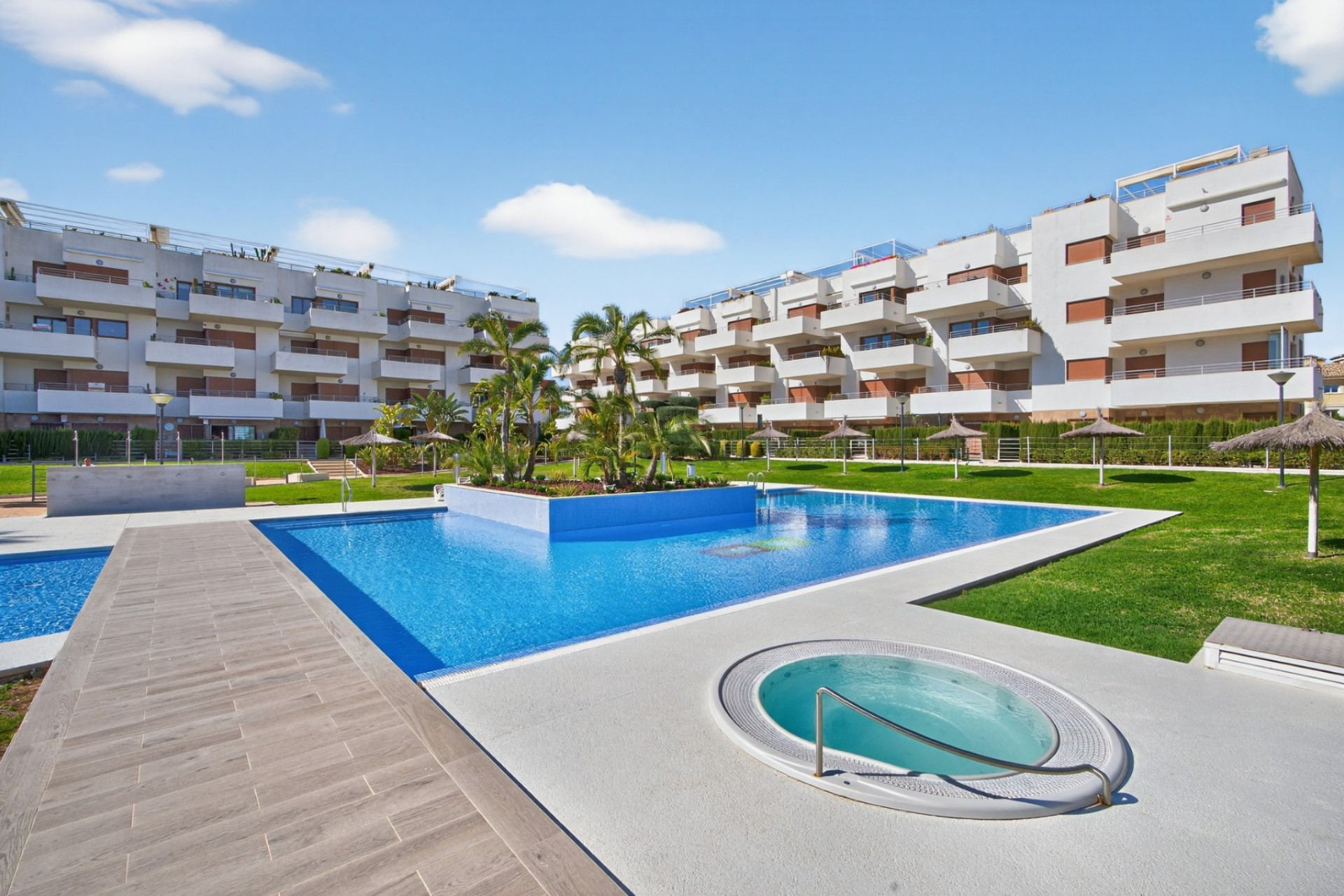 Resale - 1. Apartment / flat - Dehesa de Campoamor - Costa Blanca South