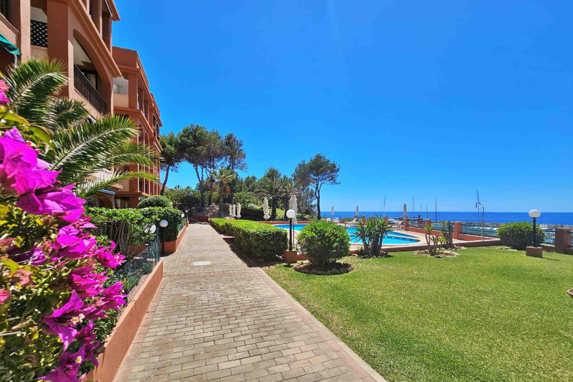 Resale - 1. Apartment / flat - El Toro - Mallorca