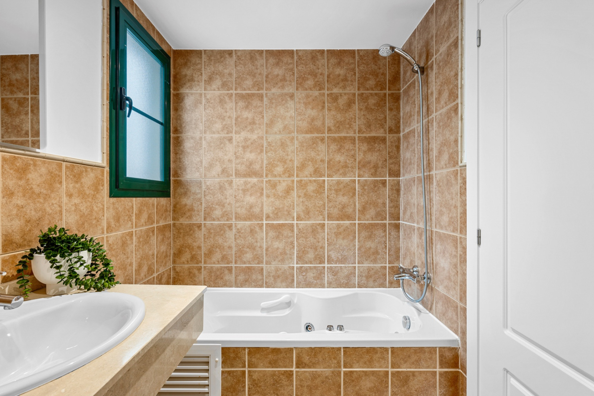 Resale - 1. Apartment / flat - Finestrat - Costa Blanca North