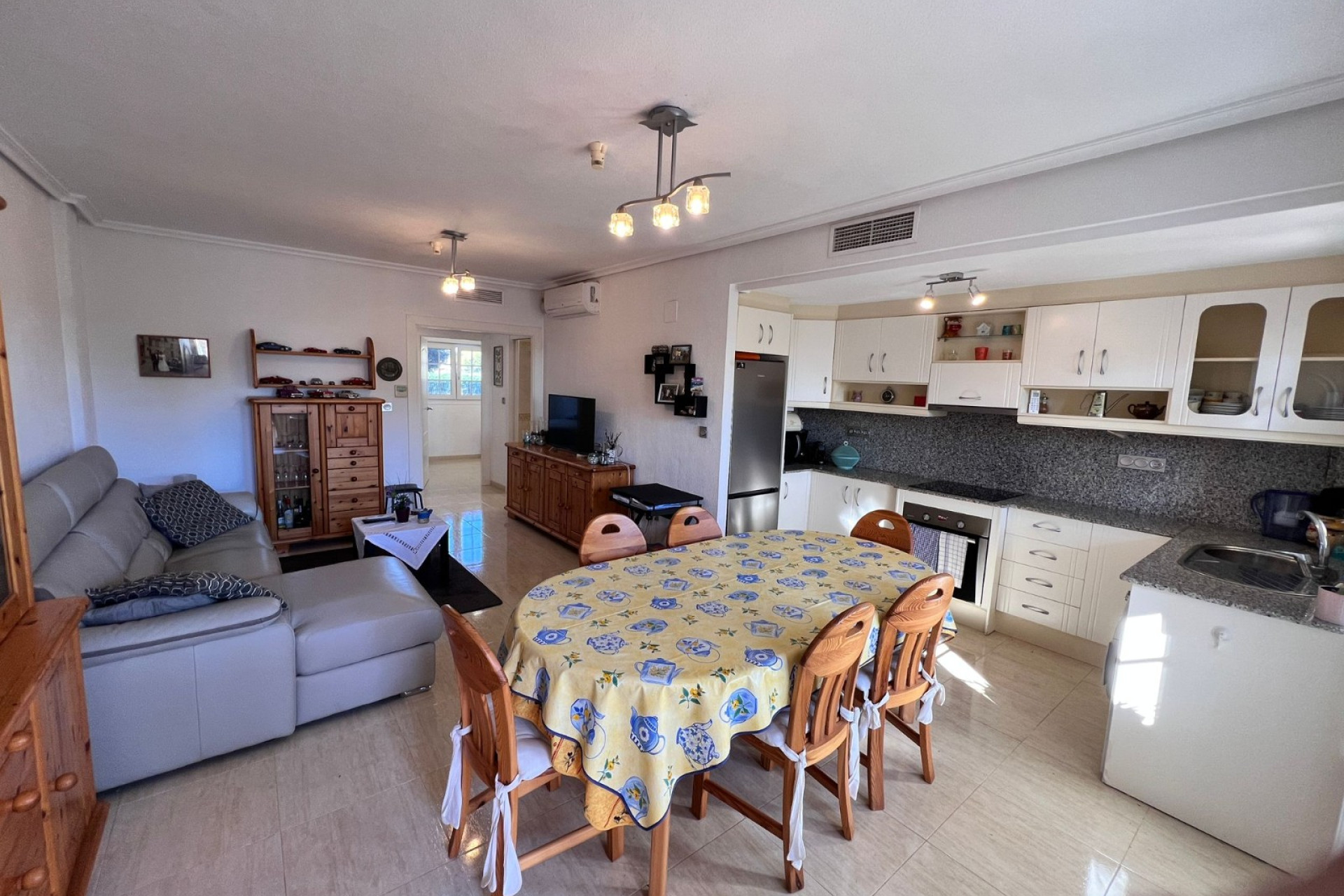 Resale - 1. Apartment / flat - Guardamar del Segura - Costa Blanca South