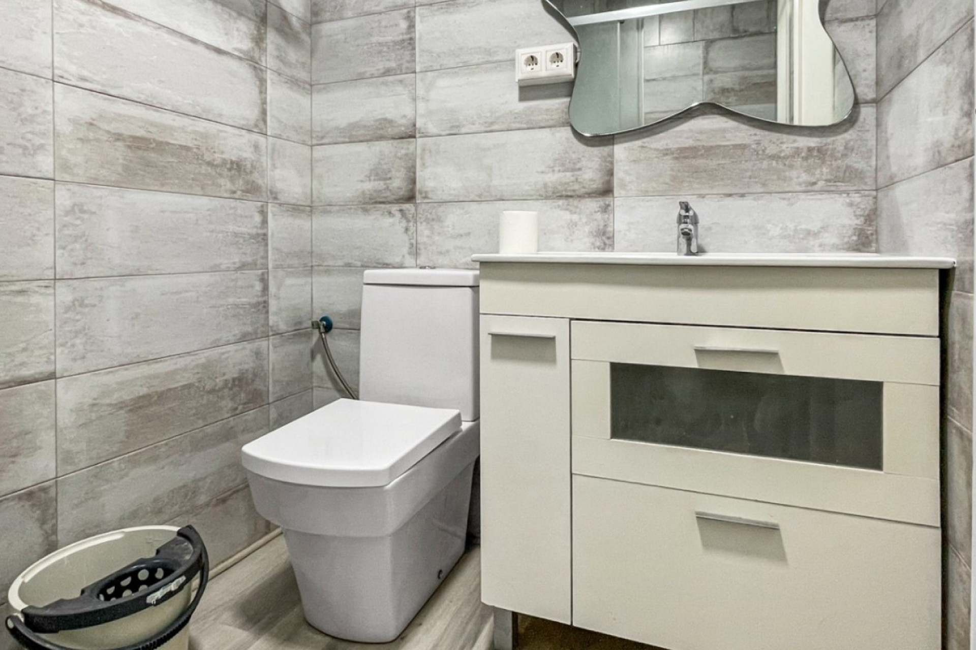 Resale - 1. Apartment / flat - Guardamar del Segura - Pueblo