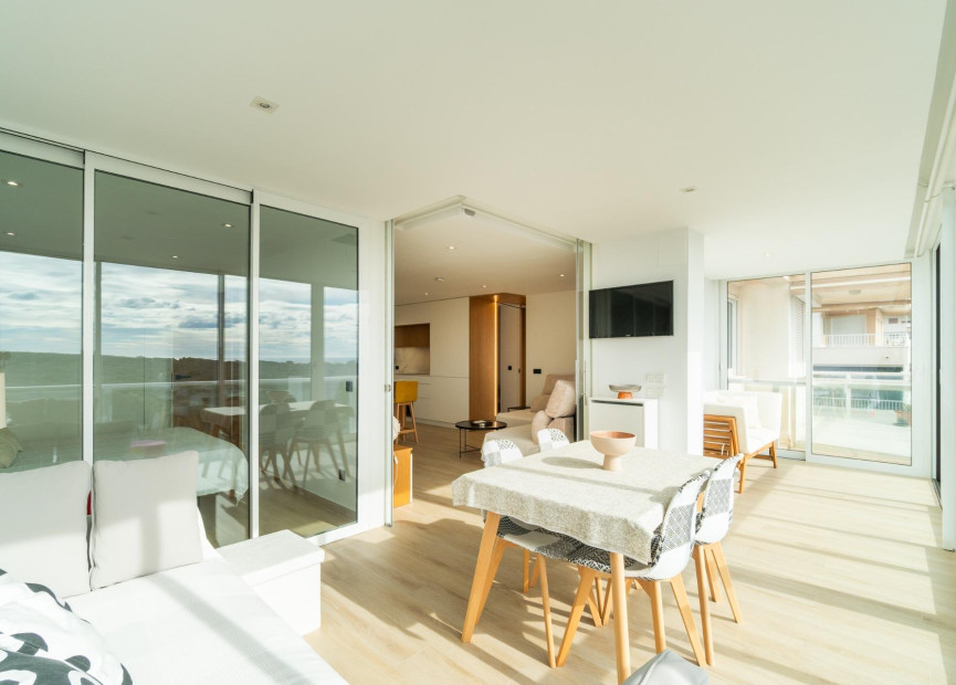 Resale - 1. Apartment / flat - Guardamar del Segura - Puerto Deportivo