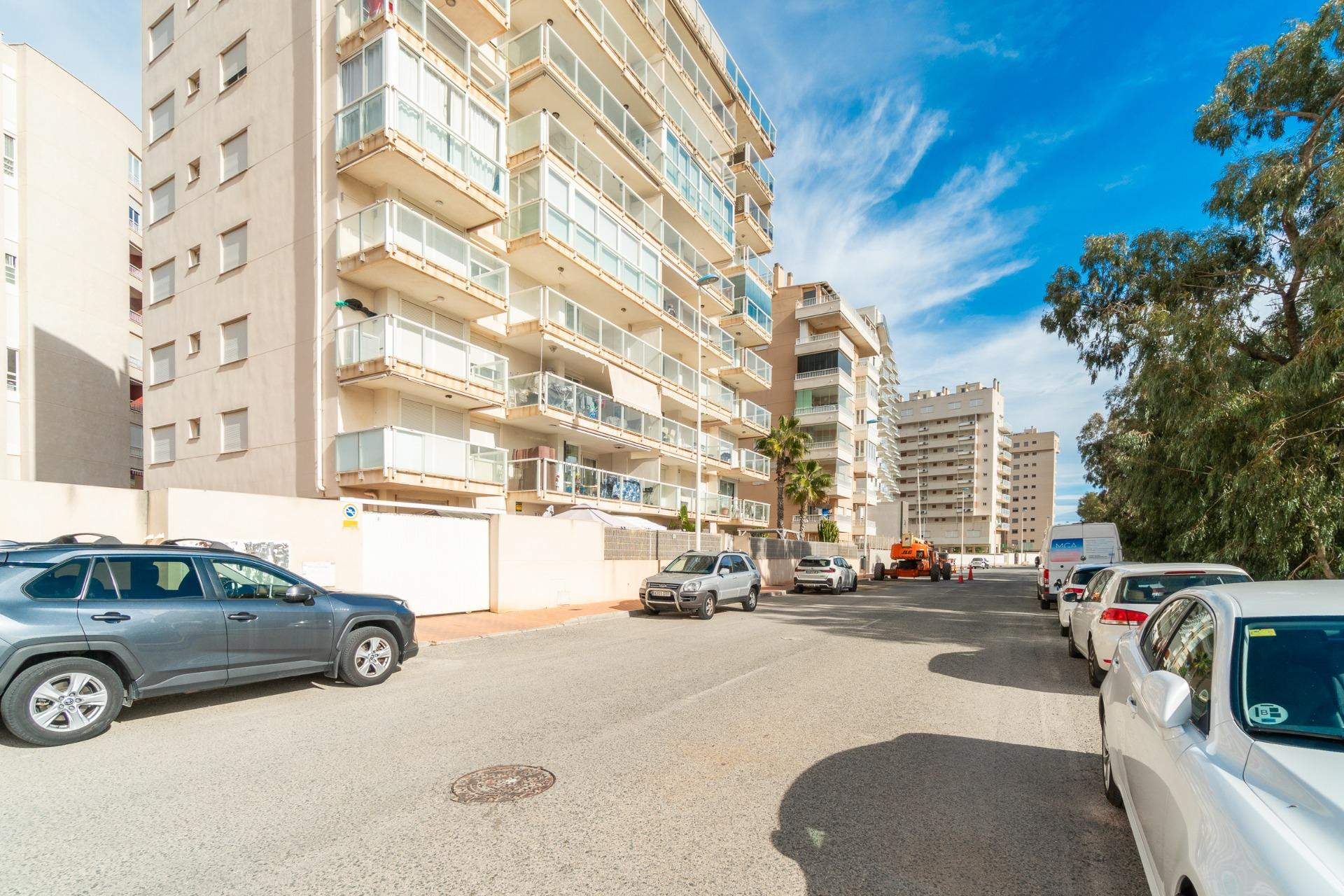 Resale - 1. Apartment / flat - Guardamar del Segura - Puerto Deportivo