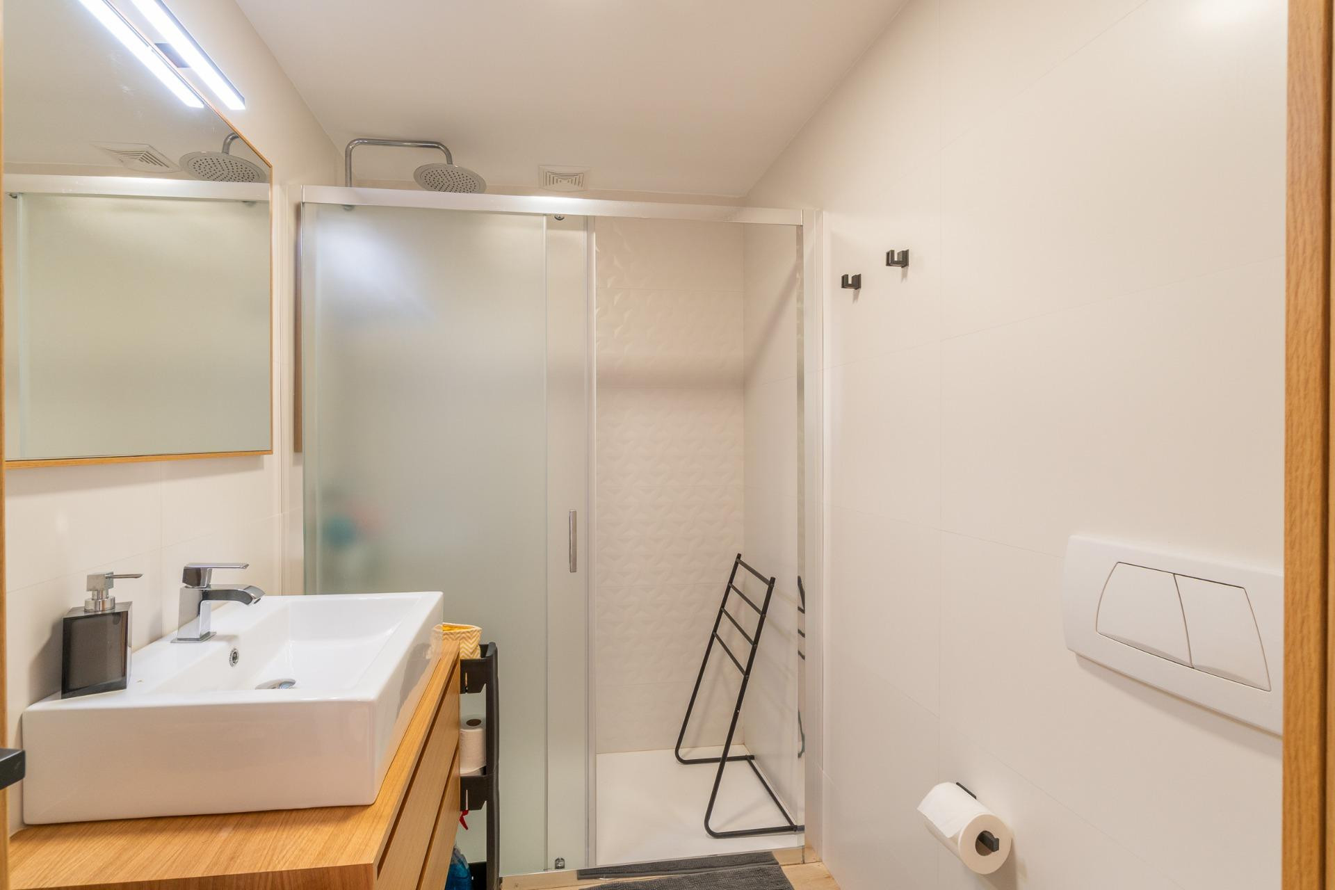 Resale - 1. Apartment / flat - Guardamar del Segura - Puerto Deportivo