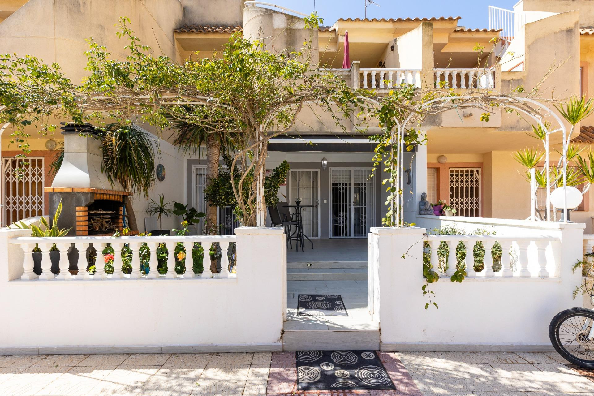 Resale - 1. Apartment / flat - Guardamar del Segura - Urbanizaciones