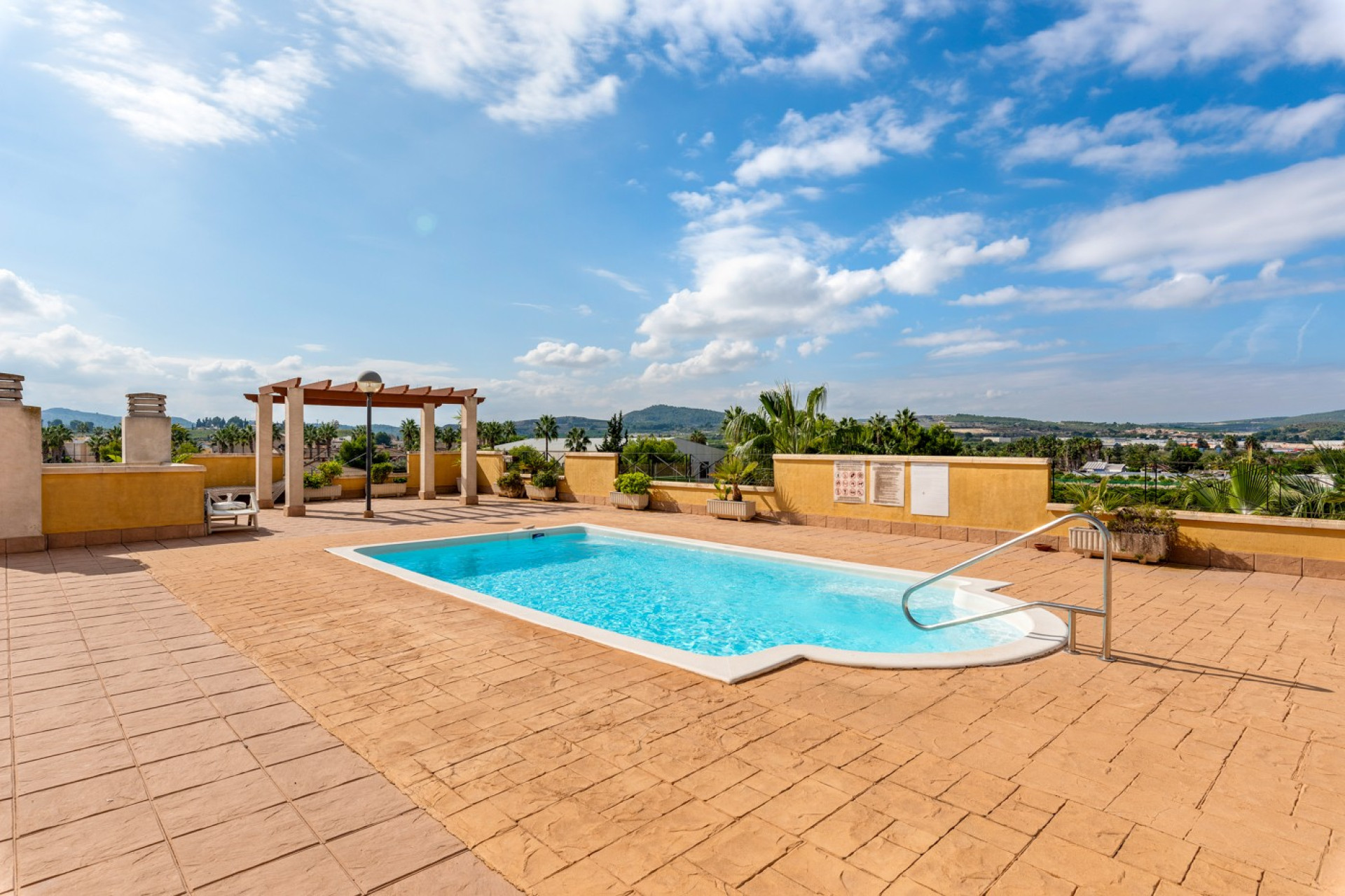 Resale - 1. Apartment / flat - Jacarilla - Costa Blanca South