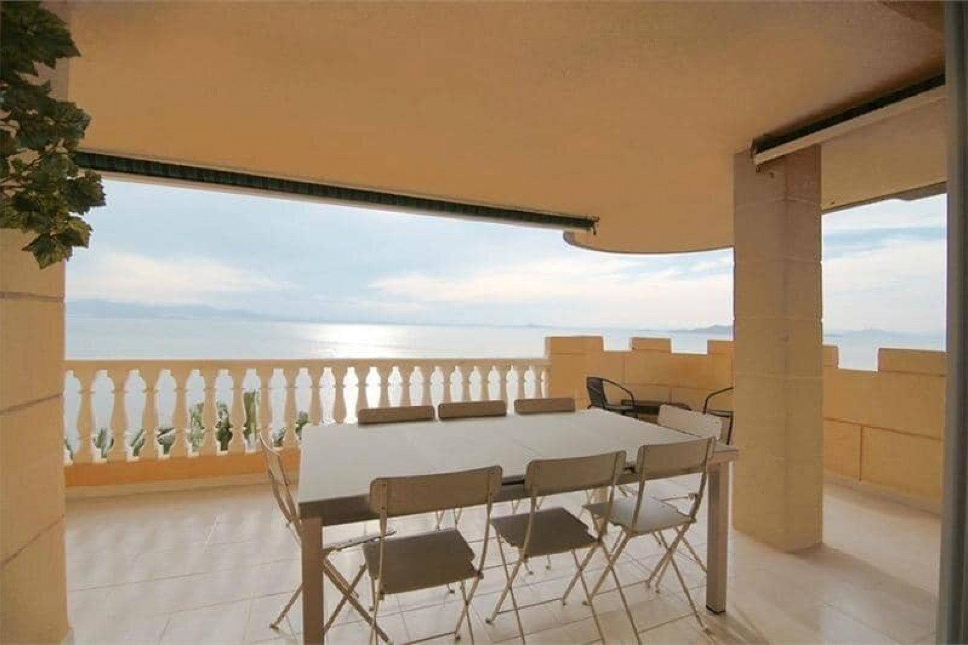 Resale - 1. Apartment / flat - La Manga - Costa Calida