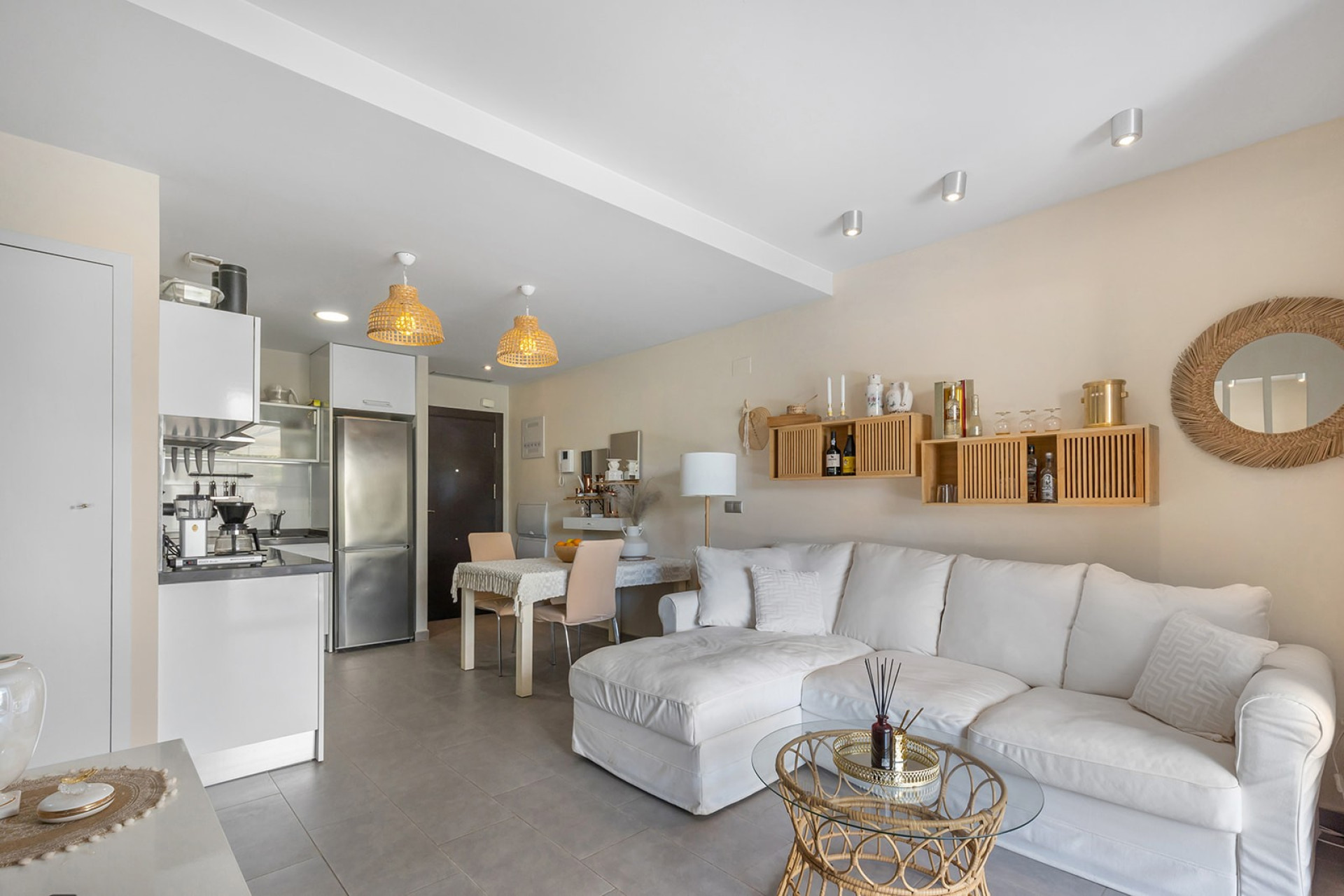 Resale - 1. Apartment / flat - La Mata - Costa Blanca South